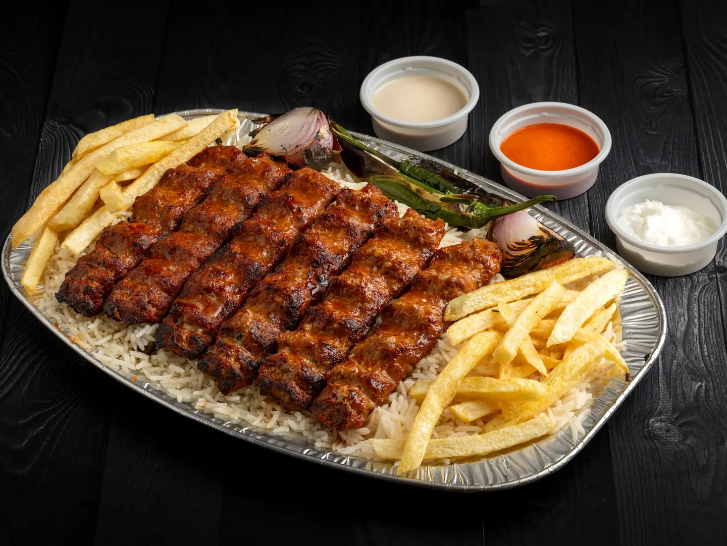 صحن 9 اسياخ كباب لحم مع الرز