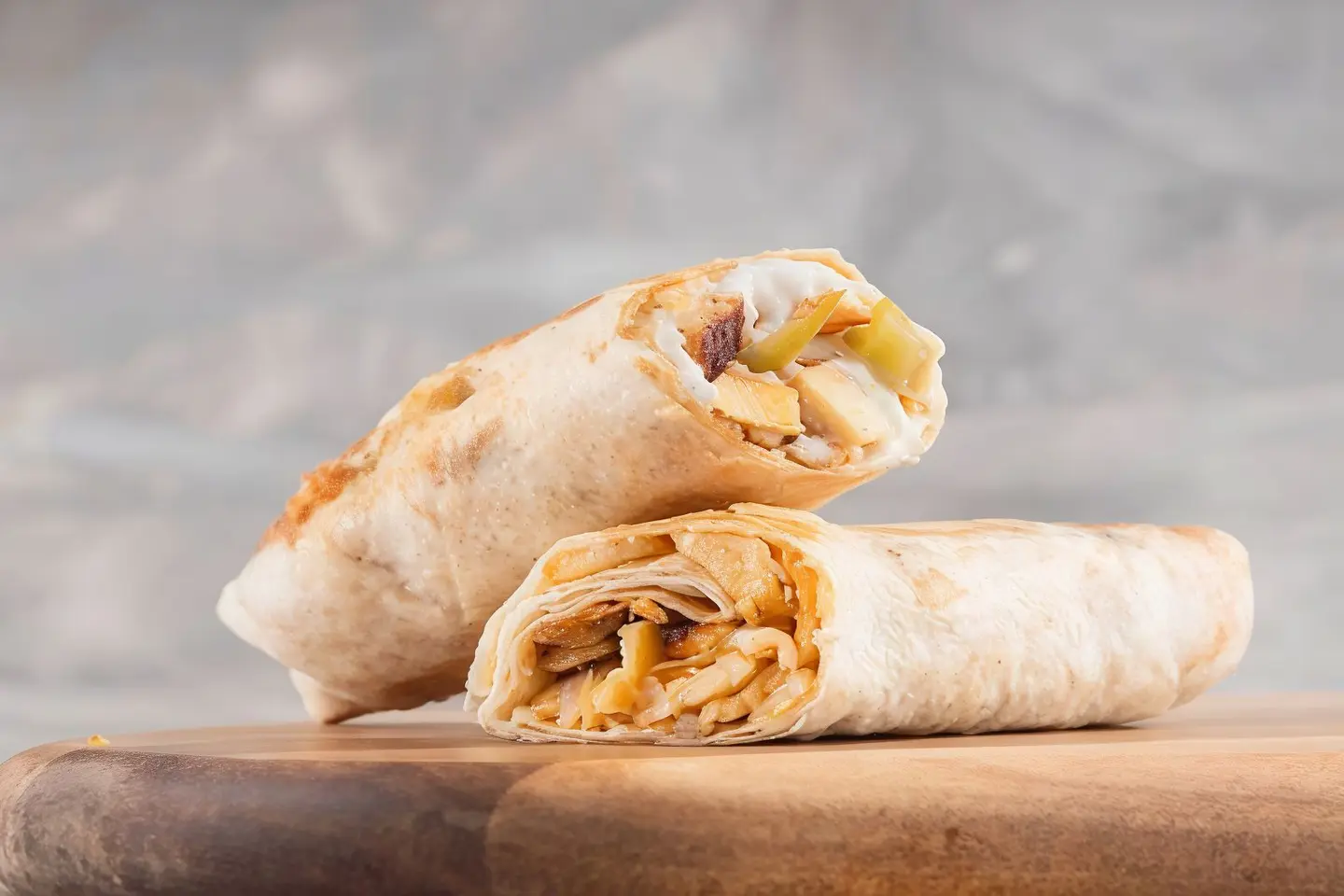 شاورما صاروخ بالجبنة