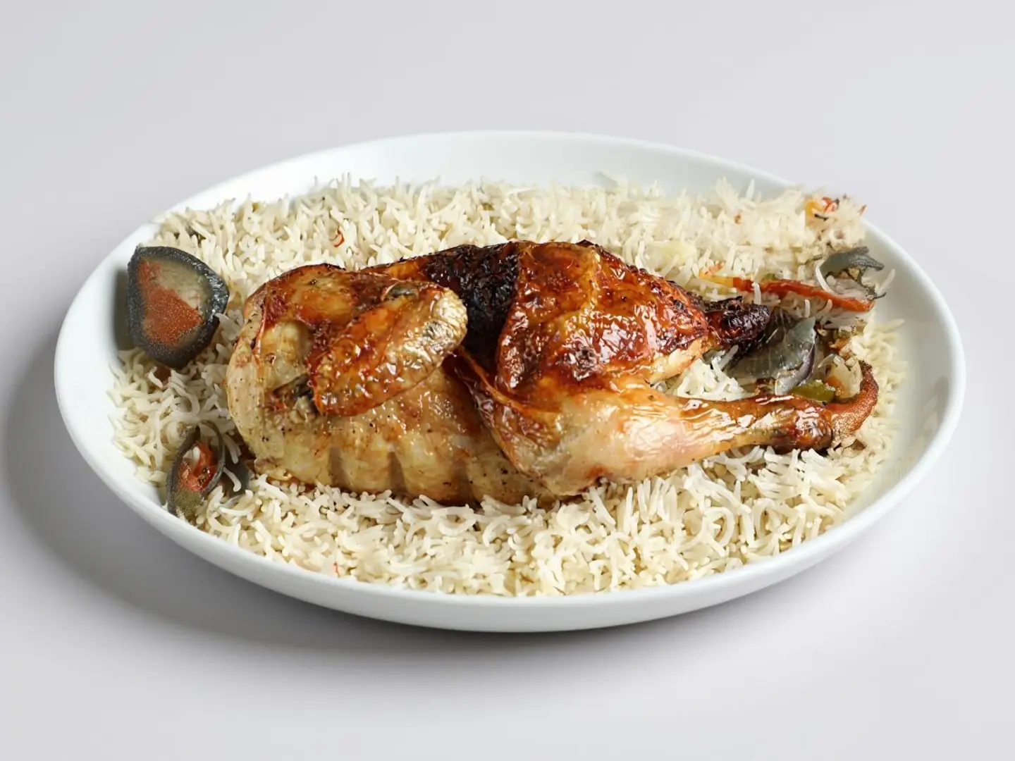 مندى دجاج نصف حبه مع الارز