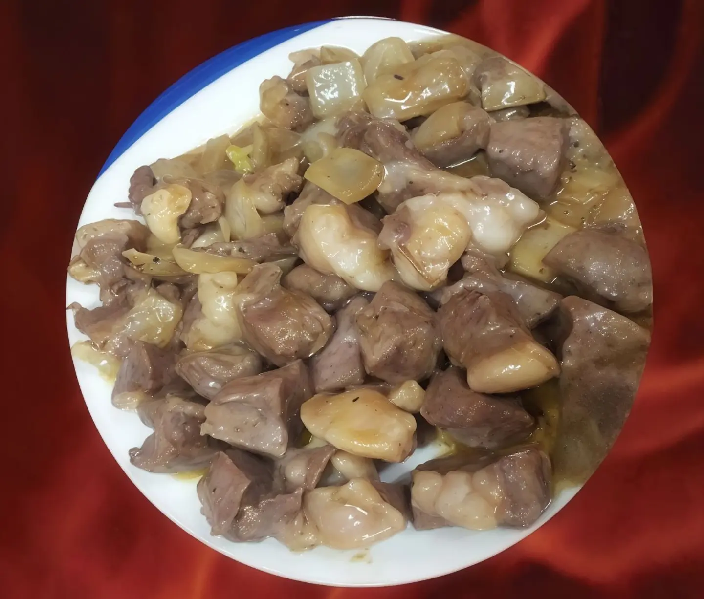 معلاق بالفرن