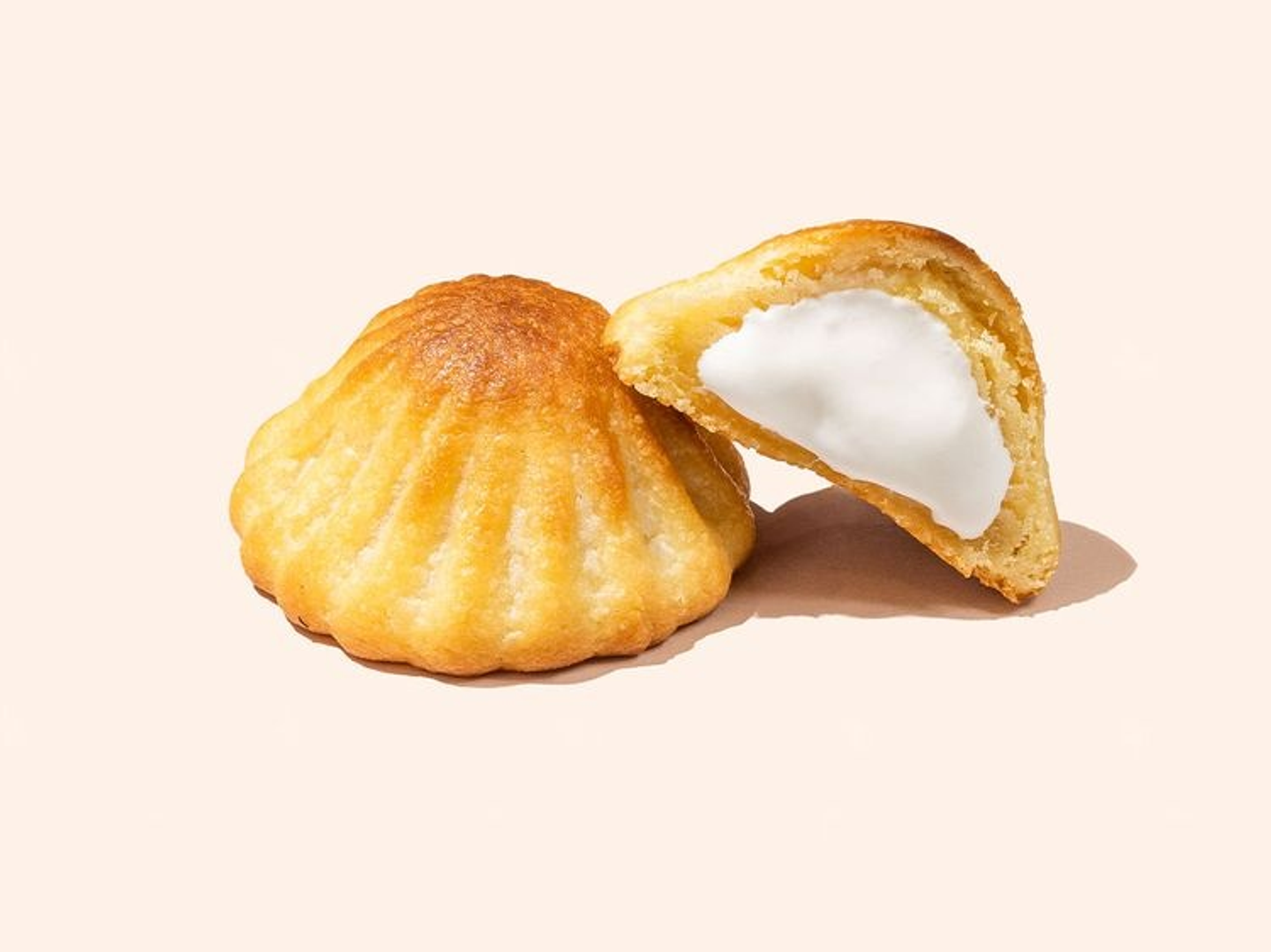 معمول سيجنتشر بحشوة التمر والقشطه - كبير