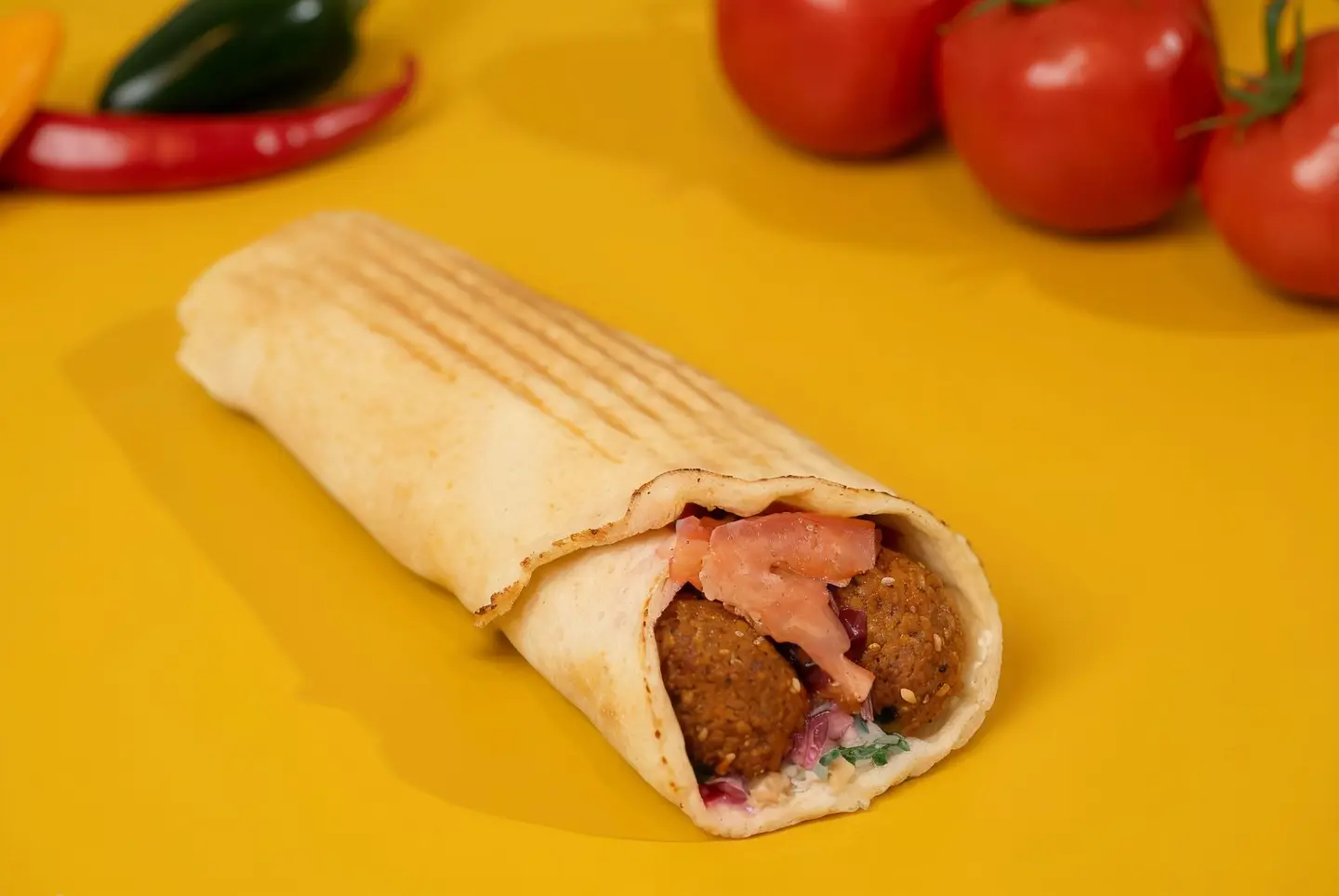 سندويش فلافل خبز عربي