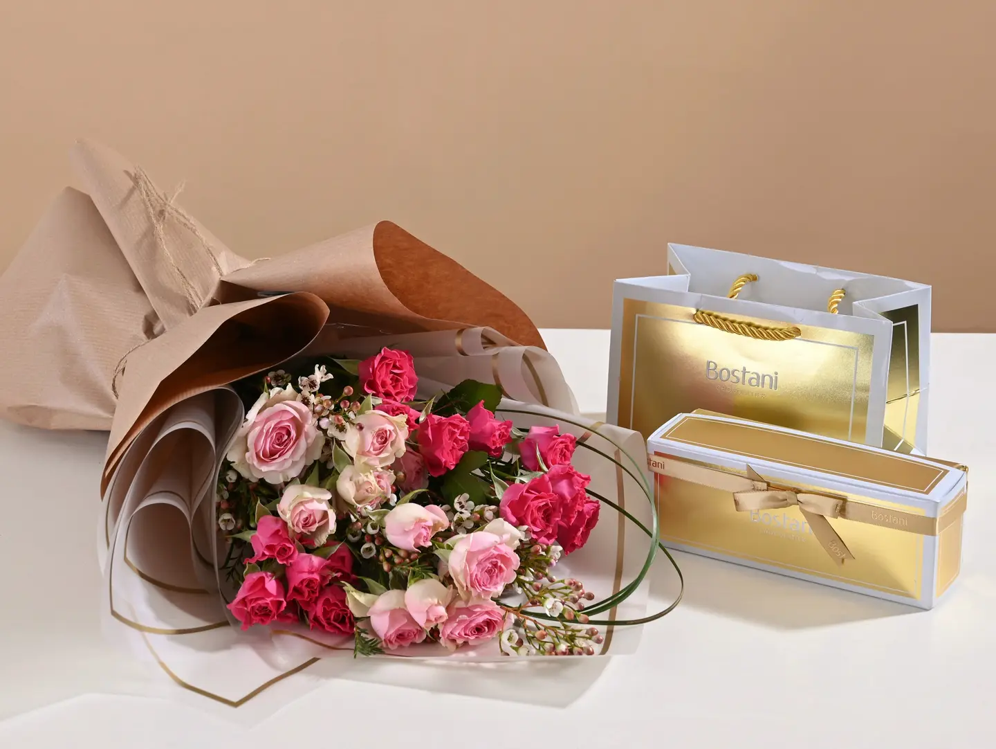 Fuchsia Baby Rose Bouquet With Bustani Chocolate