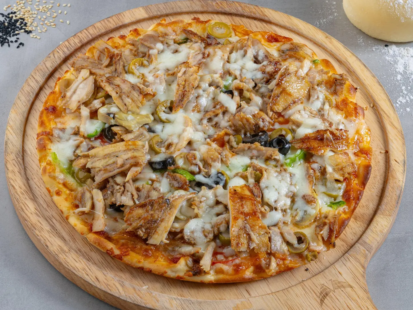 بيتزا شاورما وسط