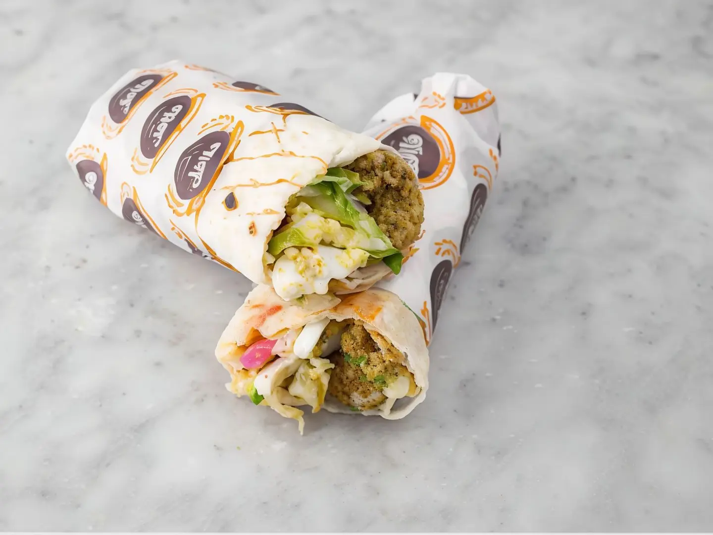 فلافل مشكل مع البيض والجبن