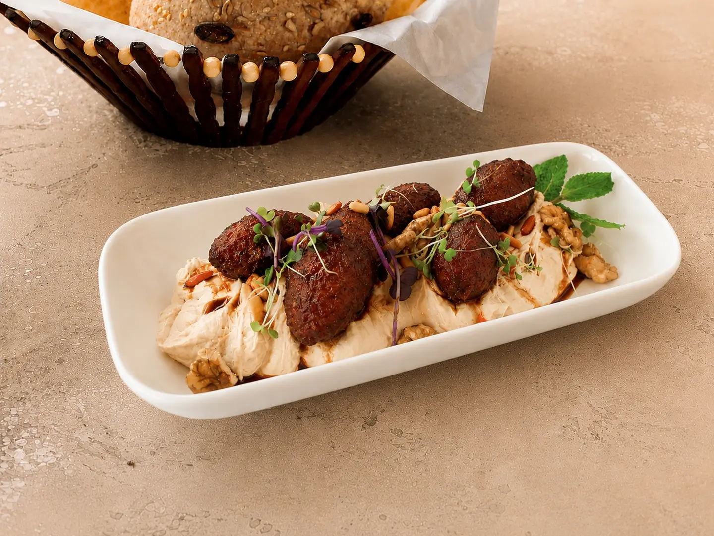 Hummus Bil Kebbeh