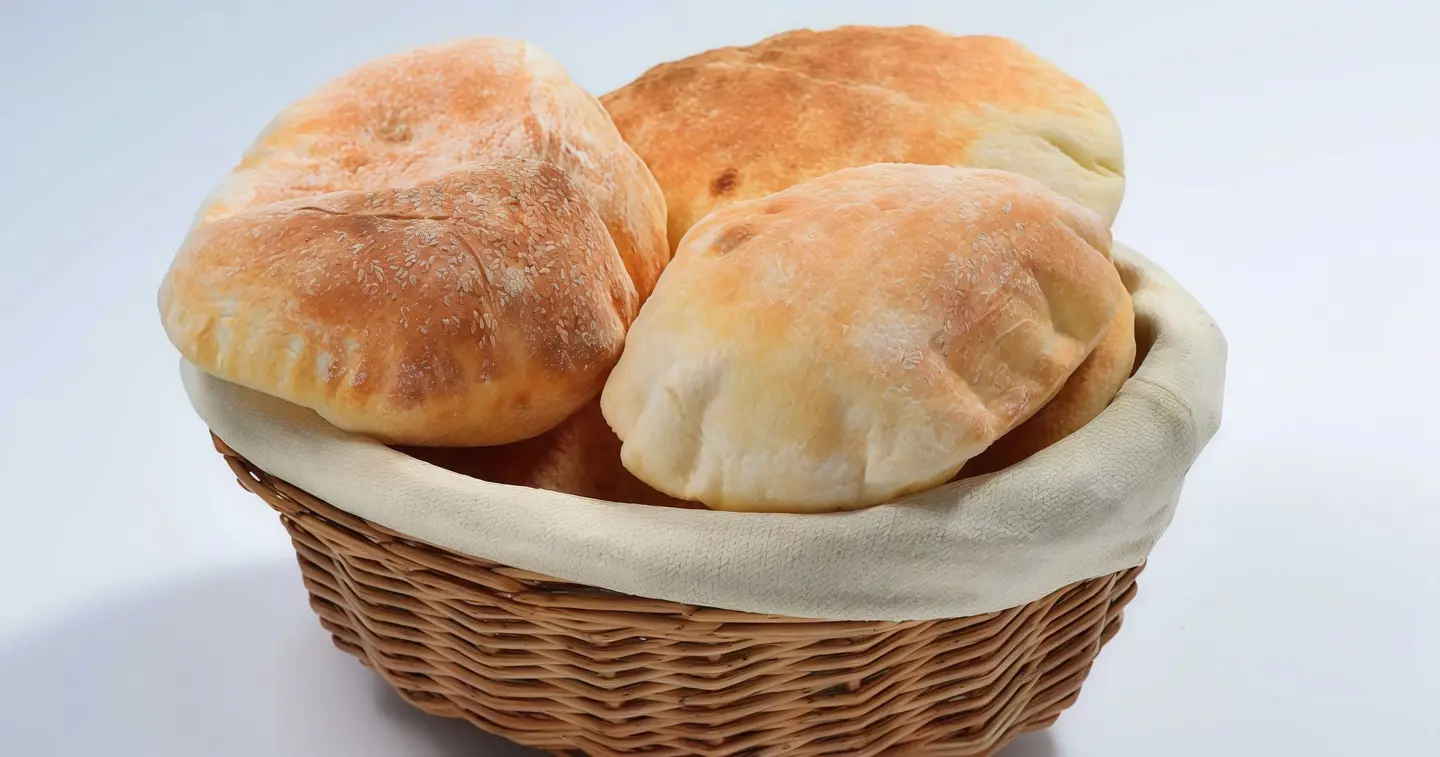 سلة خبز متنوعة