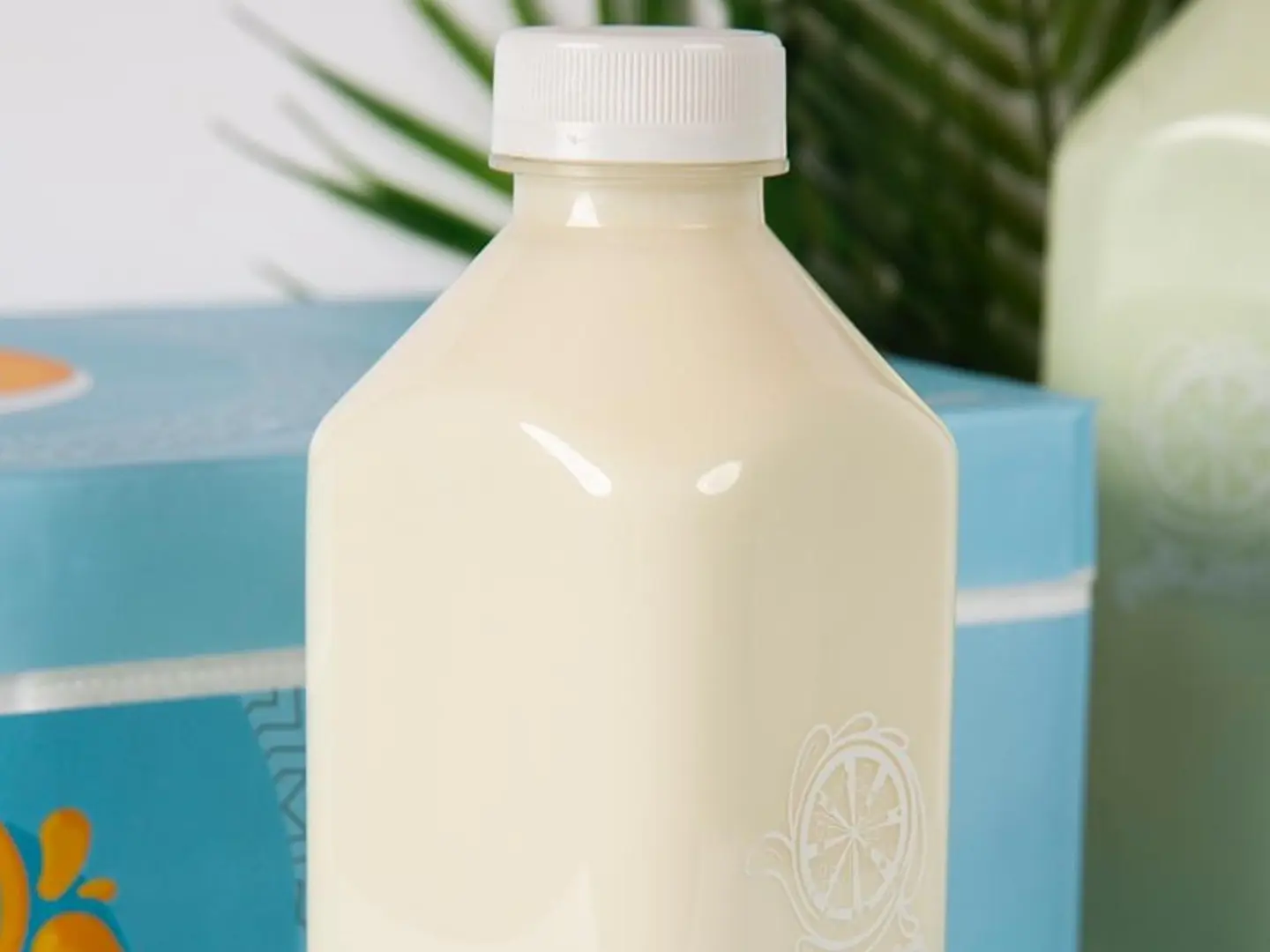 عصير موز حليب جالون 1 لتر