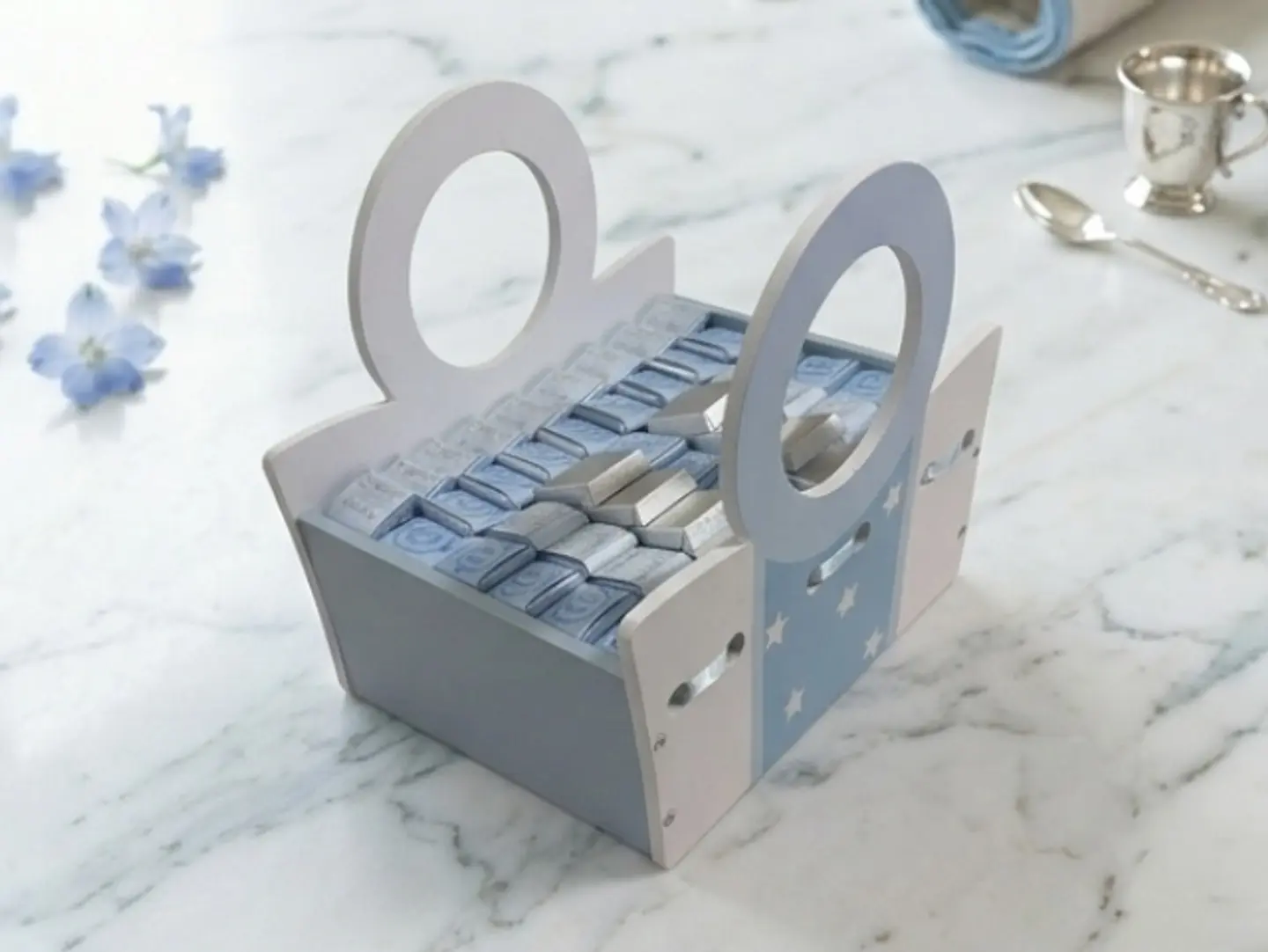 سلة شوكولاتة مغلفة بيبي أزرق باركود (2000097247)