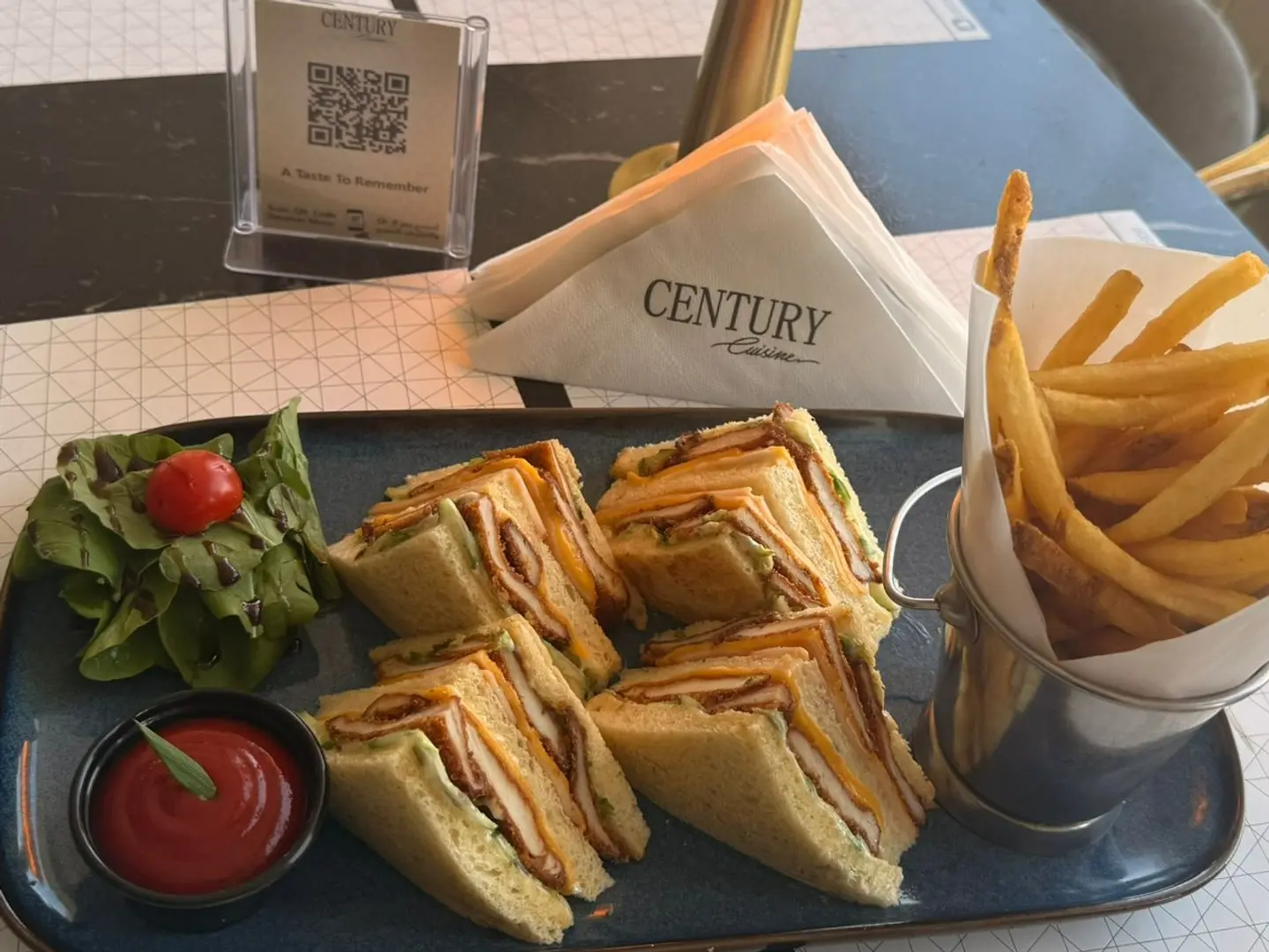 كلوب ساندوتش