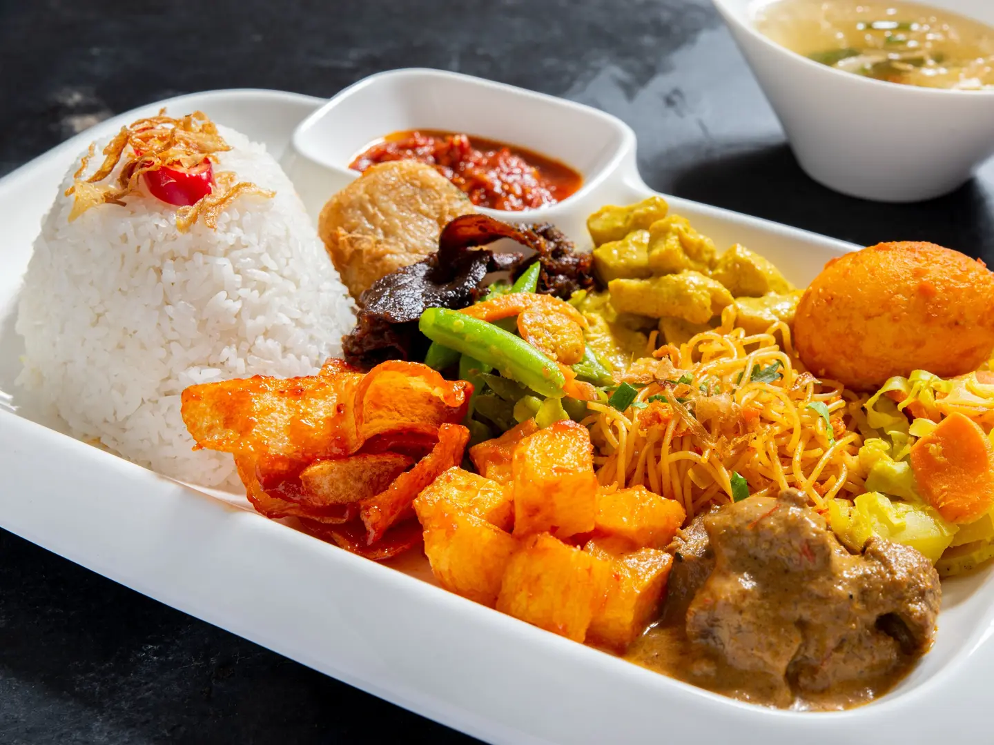 مشكل اسبيشل