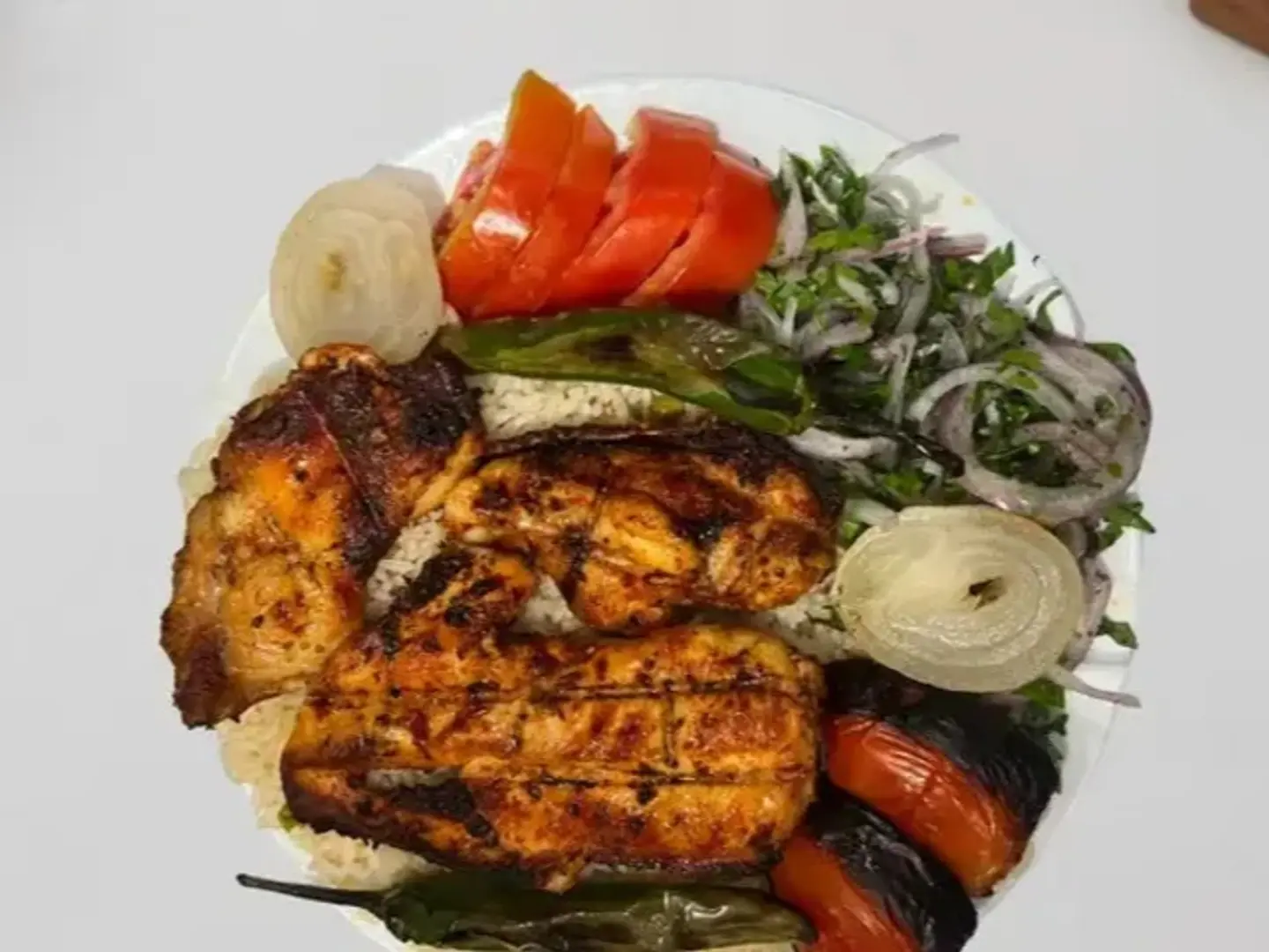 نص دجاجة مسحب مشوي