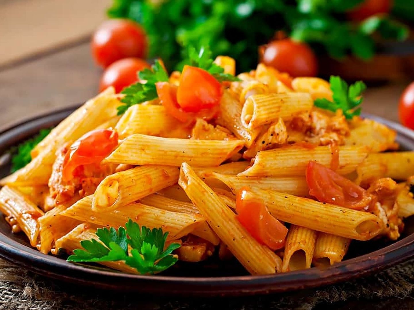 باستا بالصوص الأحمر