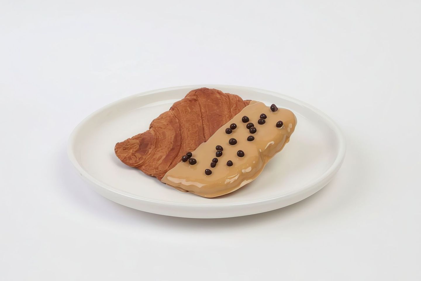 Flat Croissant Milk Chocolate