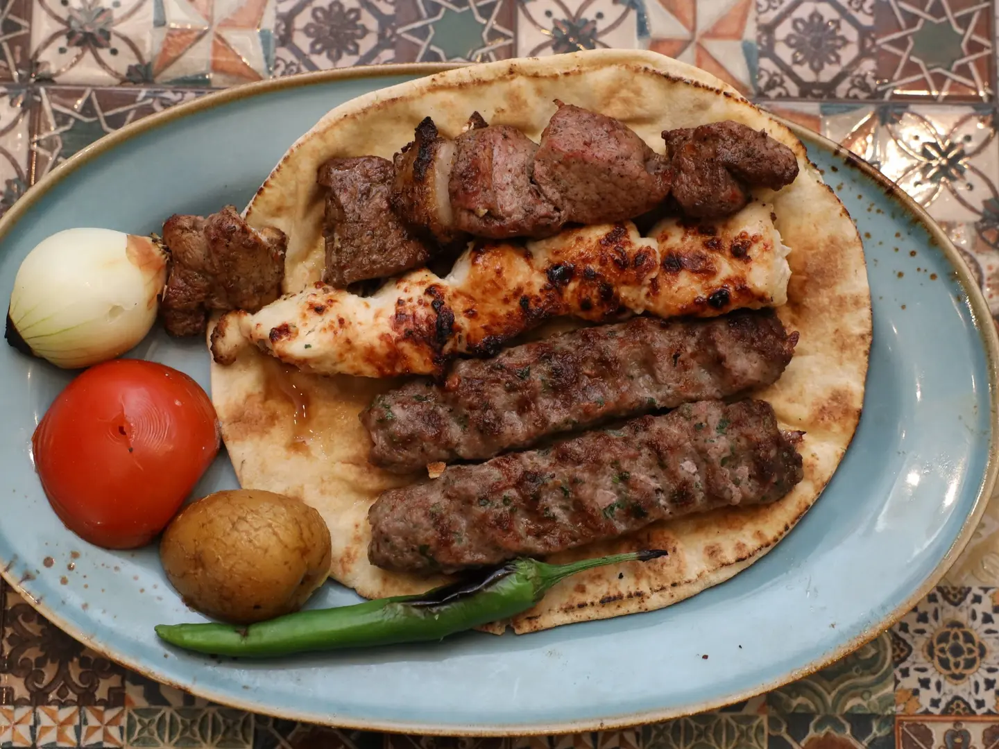 مشاوي مشكلة وسط