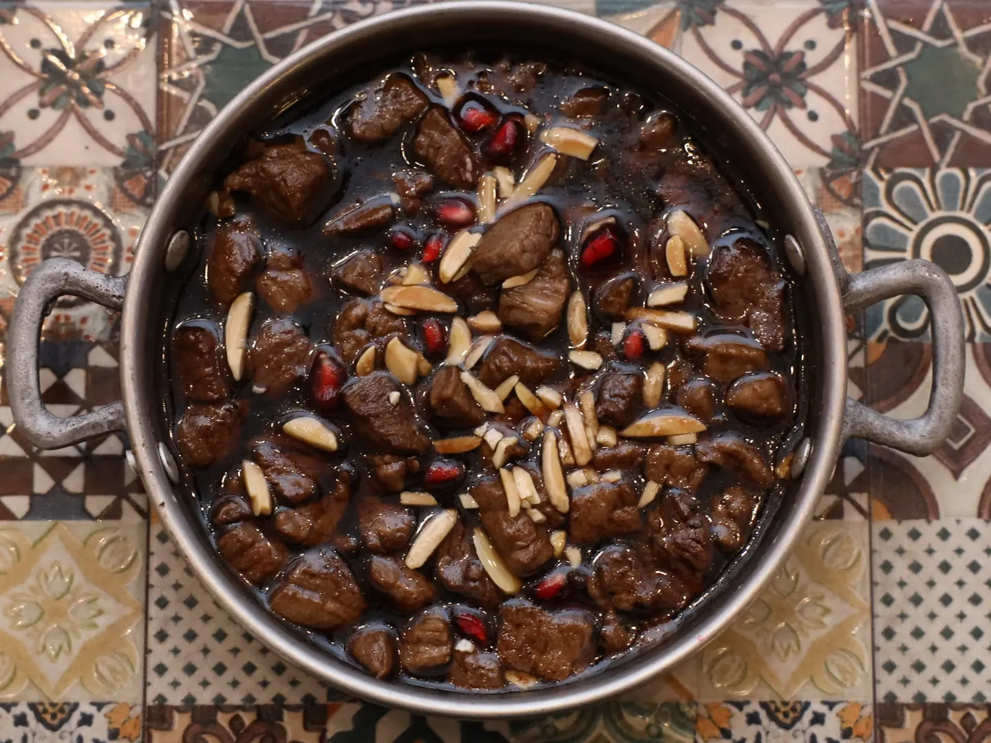 لحمة راس االعصفور دبس رمان