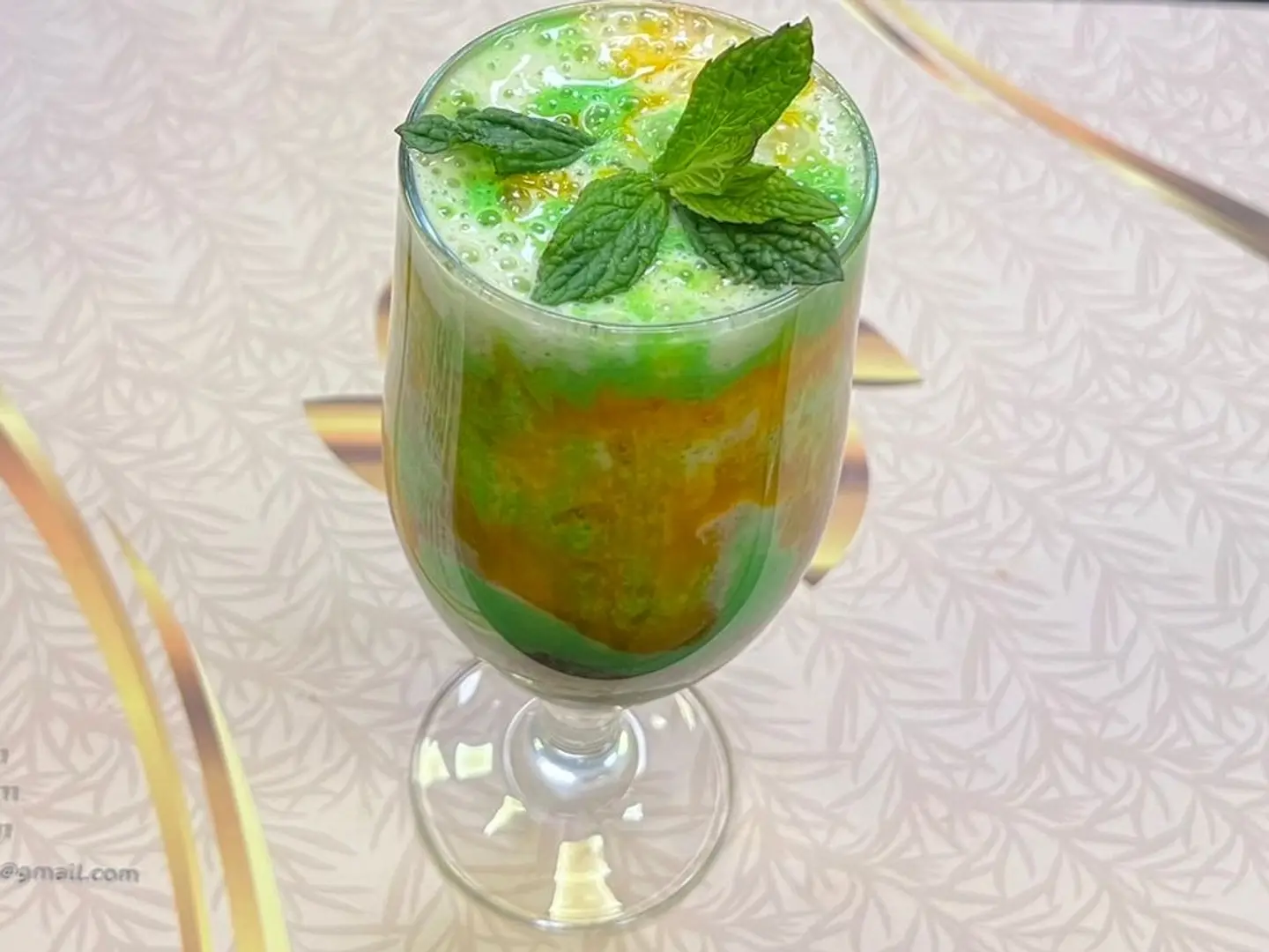 كوكتيل اكليل