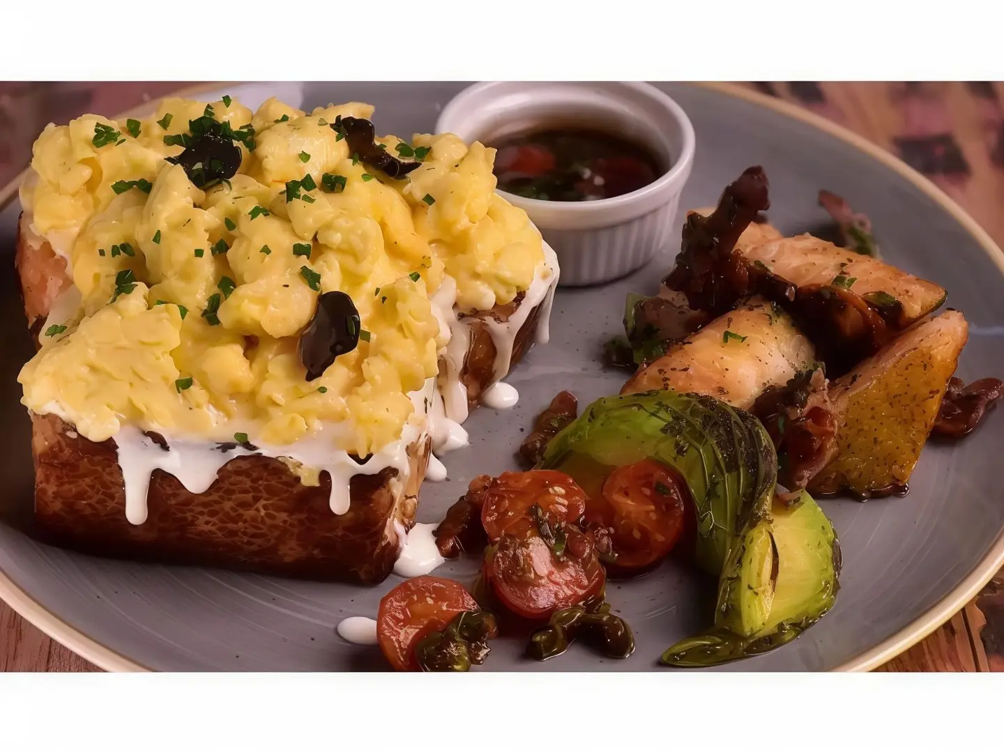 Scrambled Eggs With Truffles