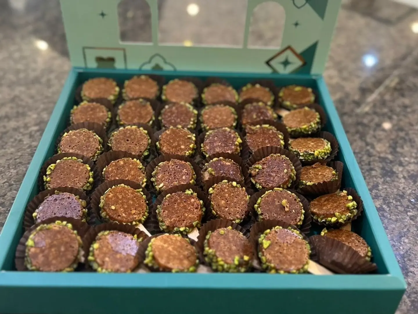 علبة حلا لوليتا