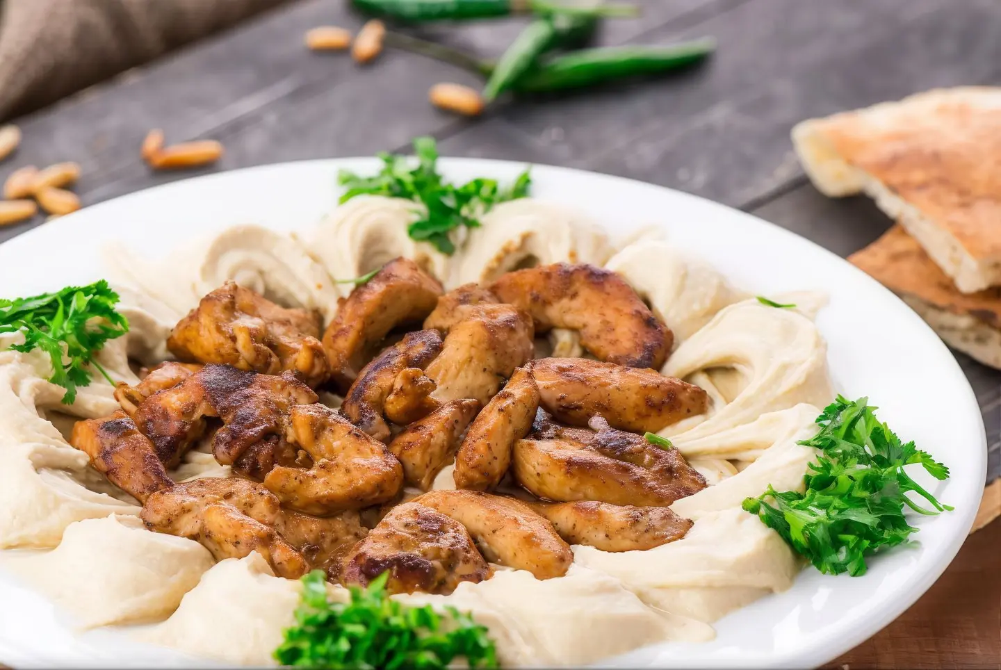 حمص بالدجاج