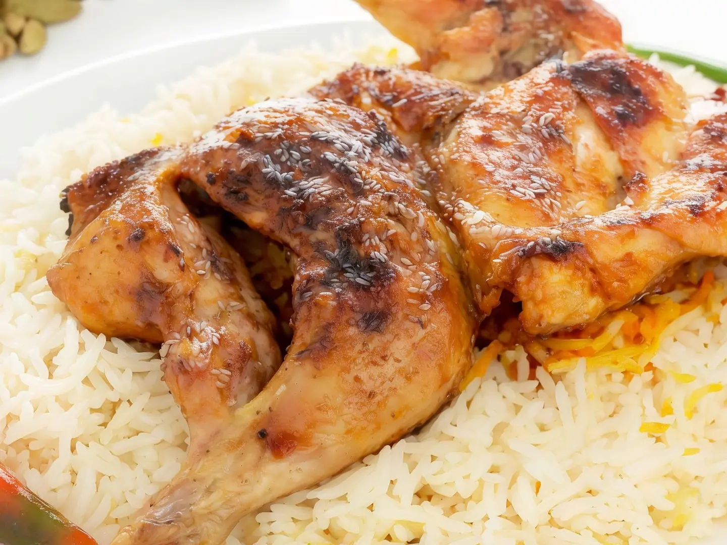 نص دجاج مظبي مع رز شعبي