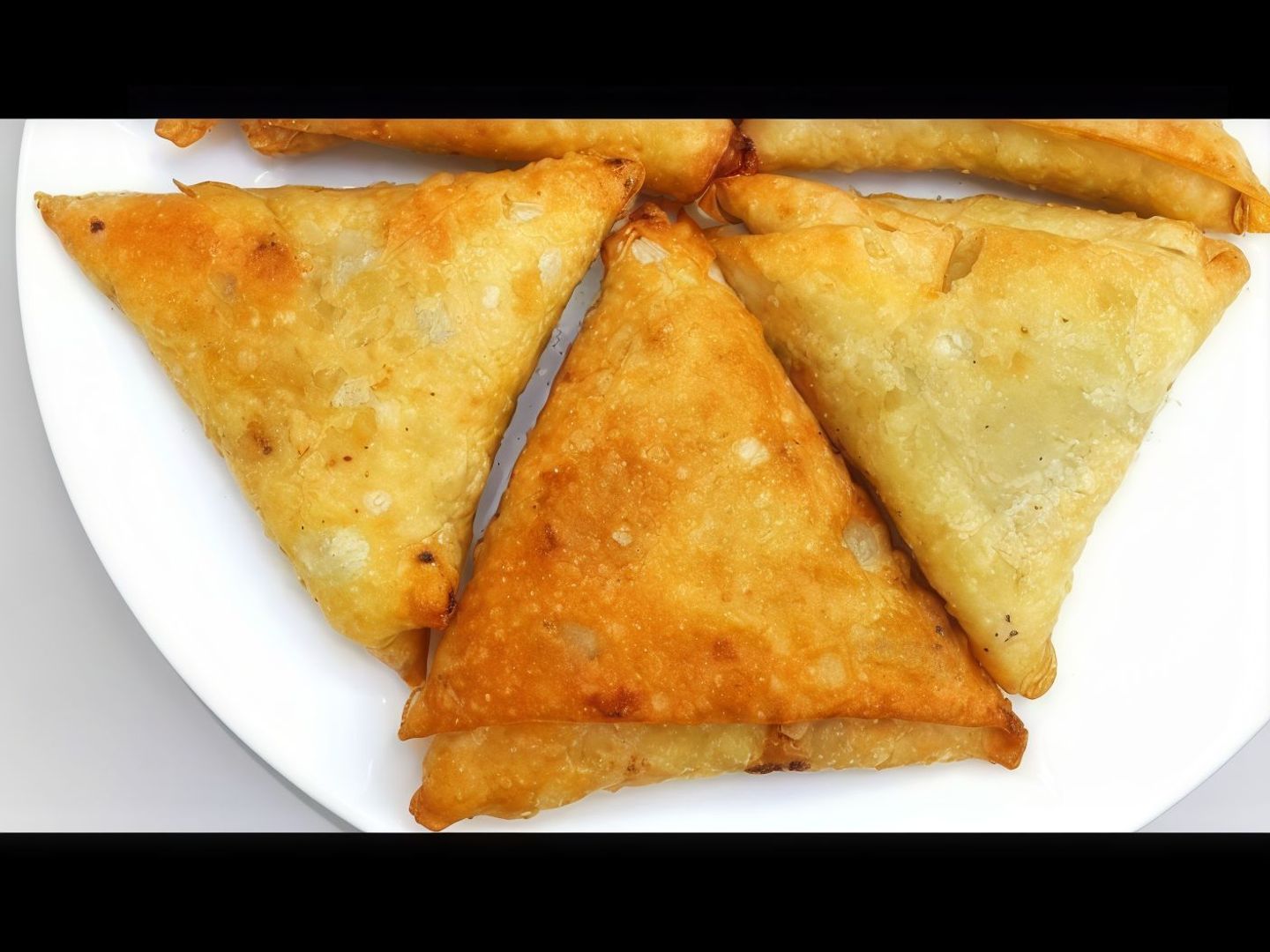 سمبوسة لحم بلدي