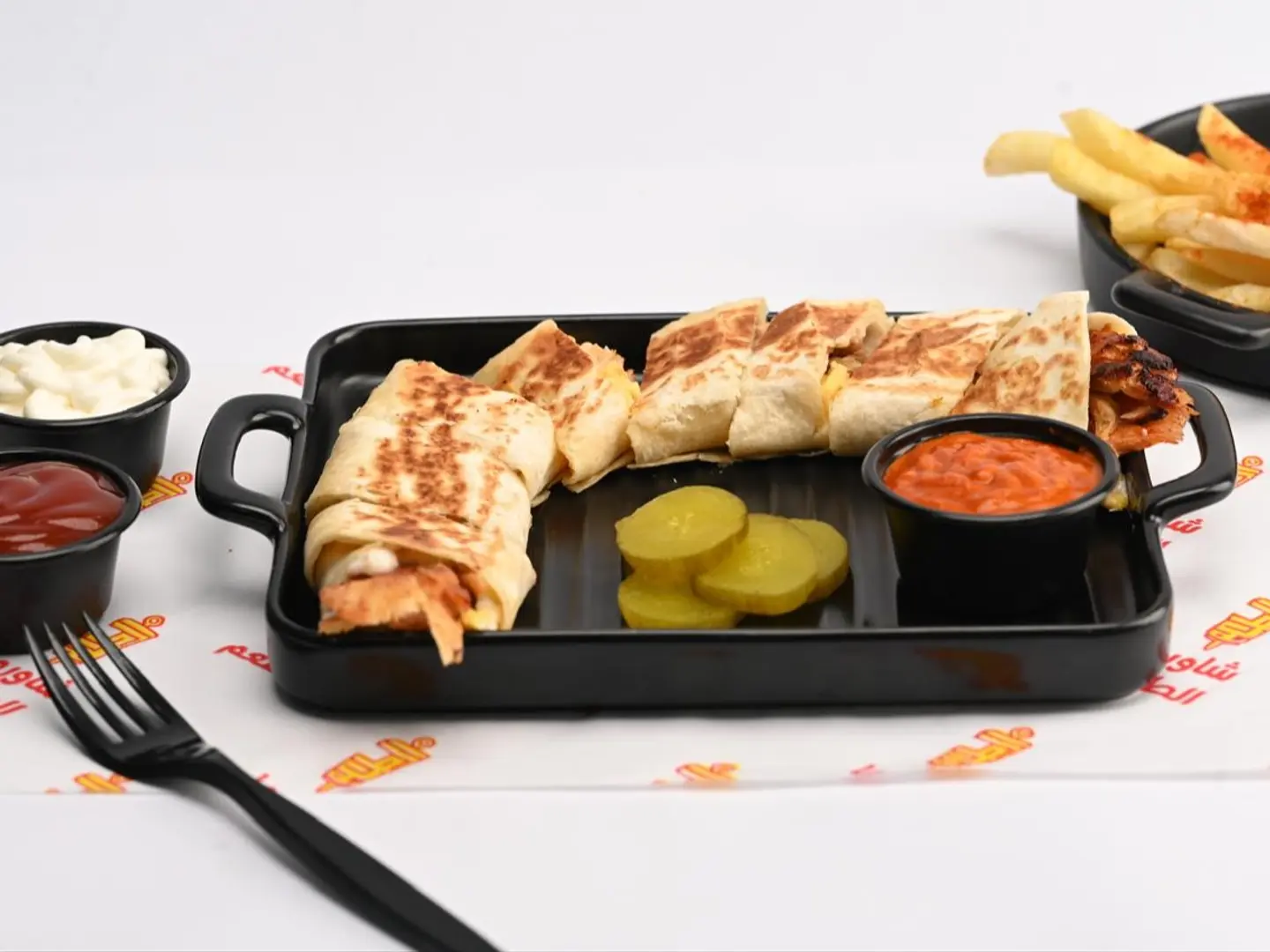 صحن عربي صغير دبل جبنة