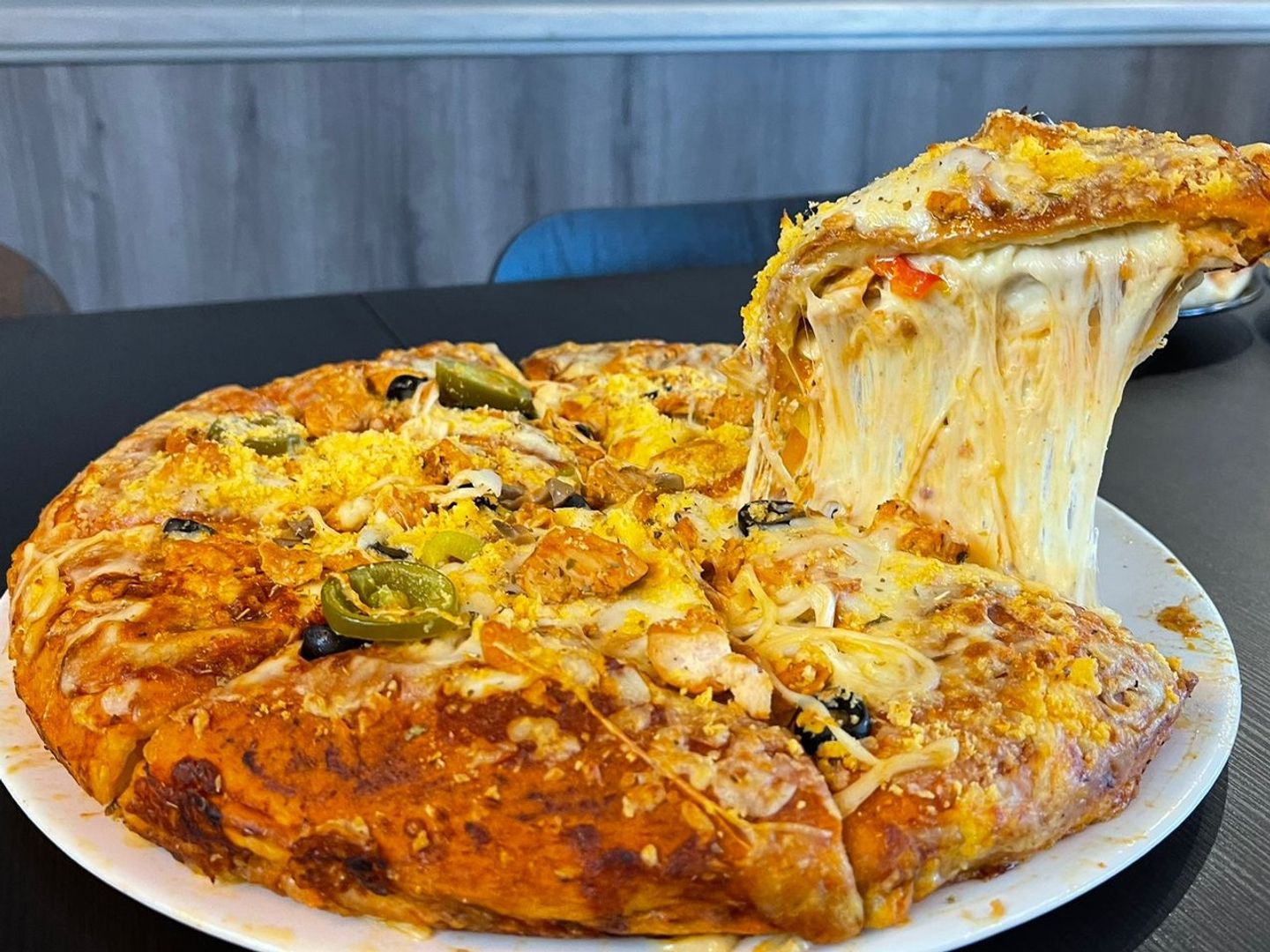 لـوكوز بيتزا الدجاج ( كبيرة )