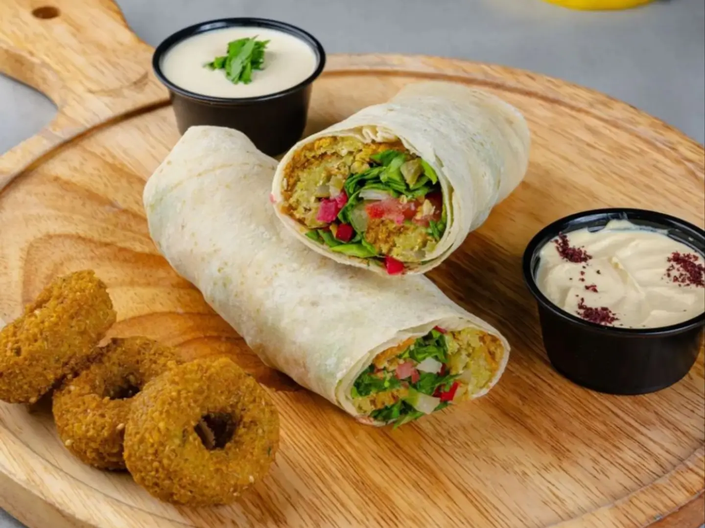 ساندوتش فلافل سوبر فطير