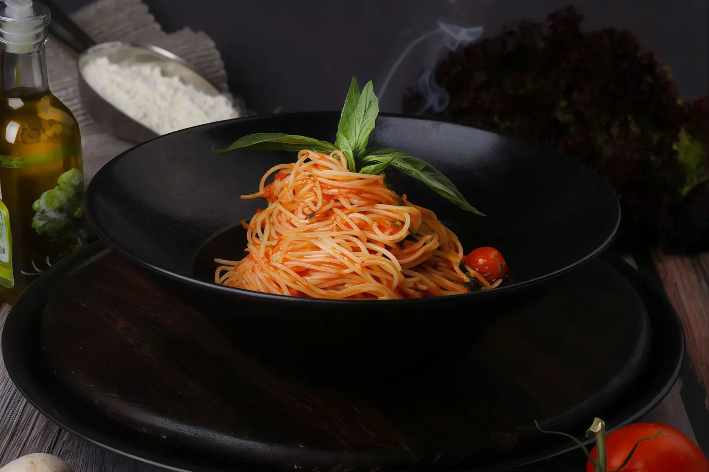 سباغتي بصلصة الطماطم