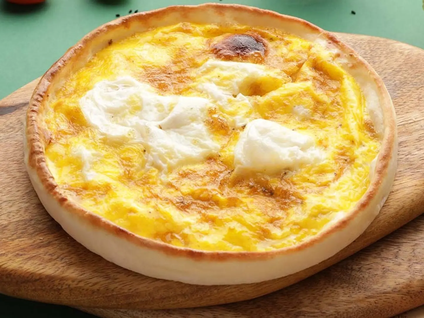 جبنة بالبيض