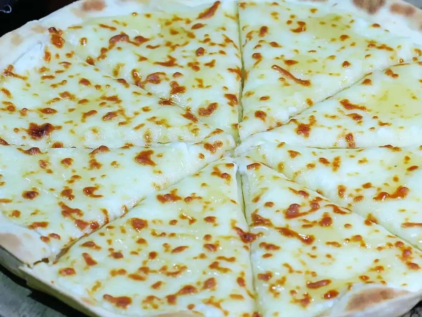 بيتزا عش البلبل كبير