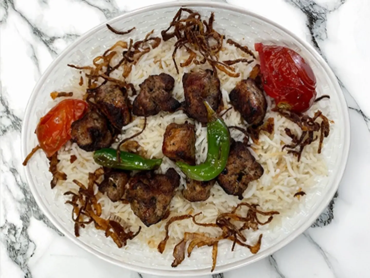 رز بشاوري مع لحم تكه مشوي