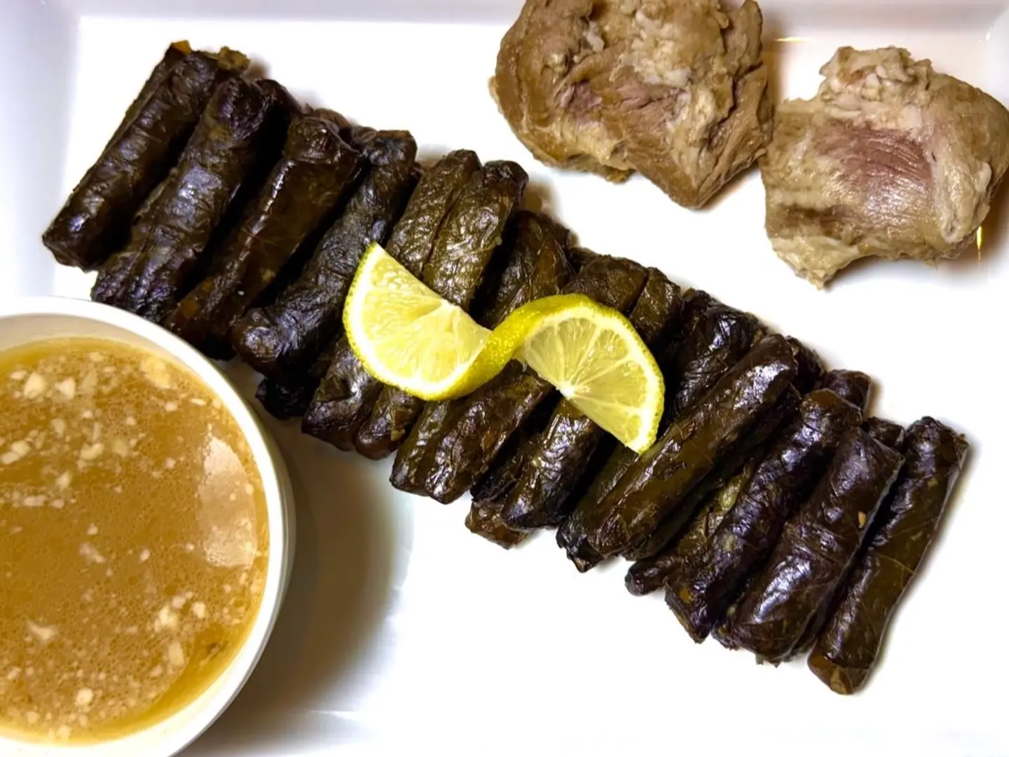 ورق عنب (يبرق)