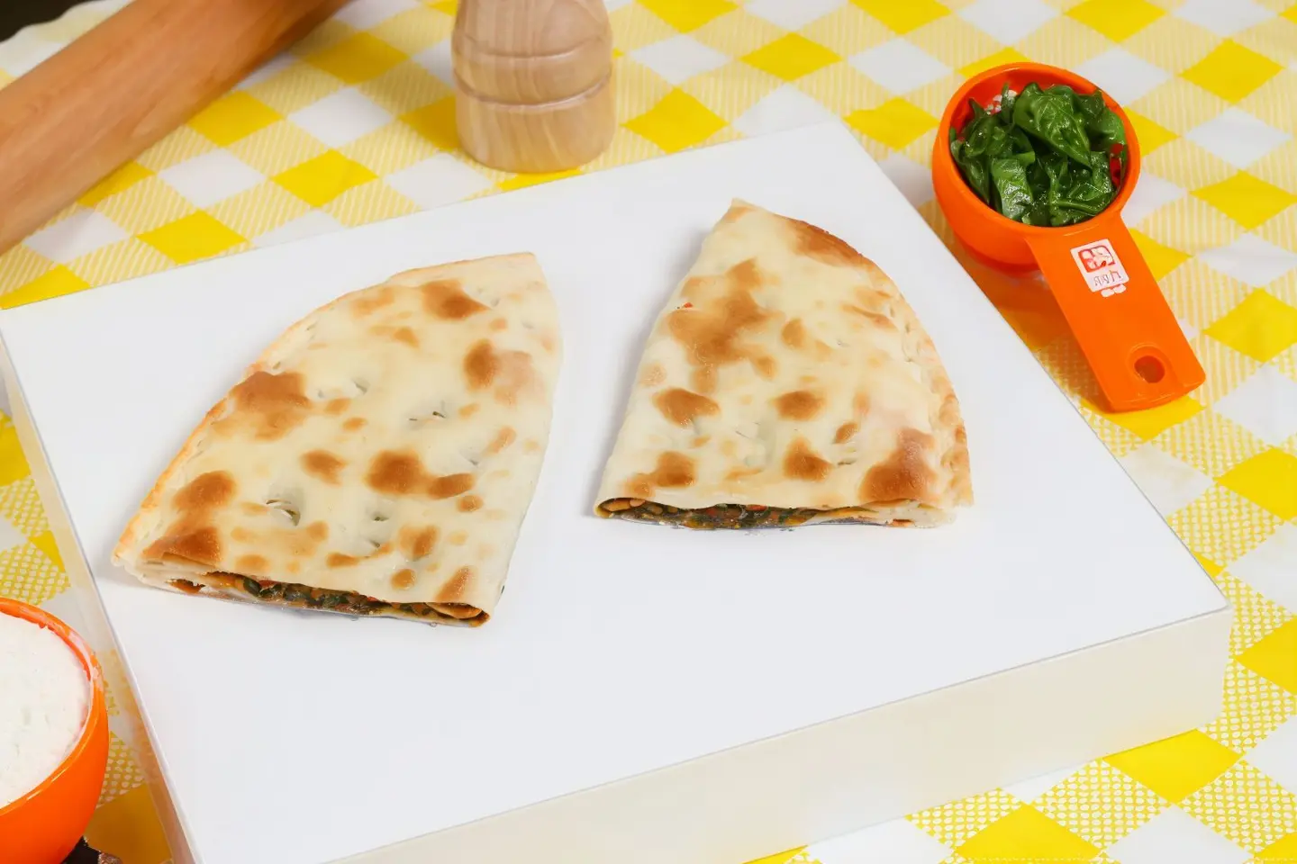 فطيرة سبانخ بالجبن