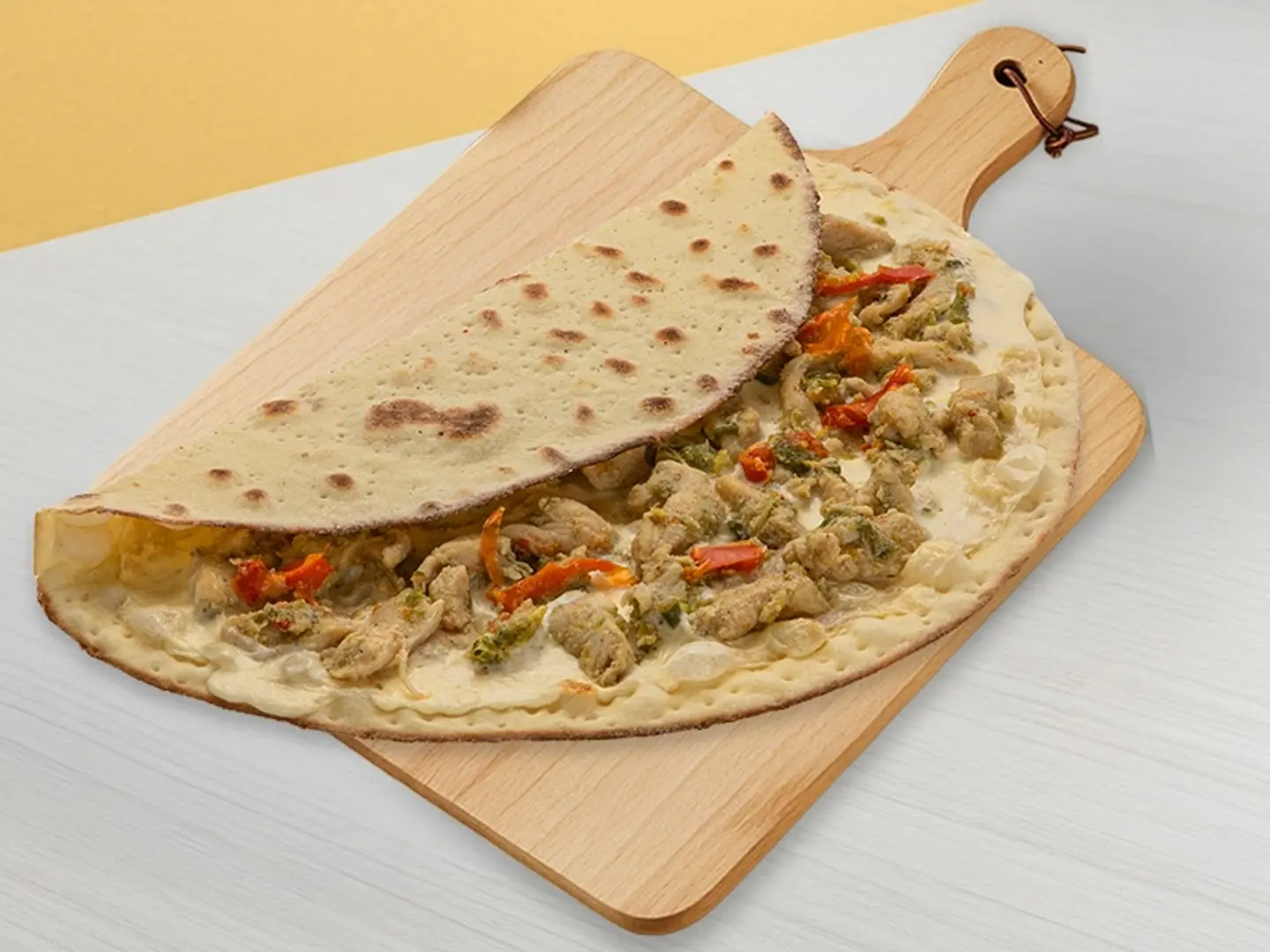 Chicken Fajita Flatbread With Cheese