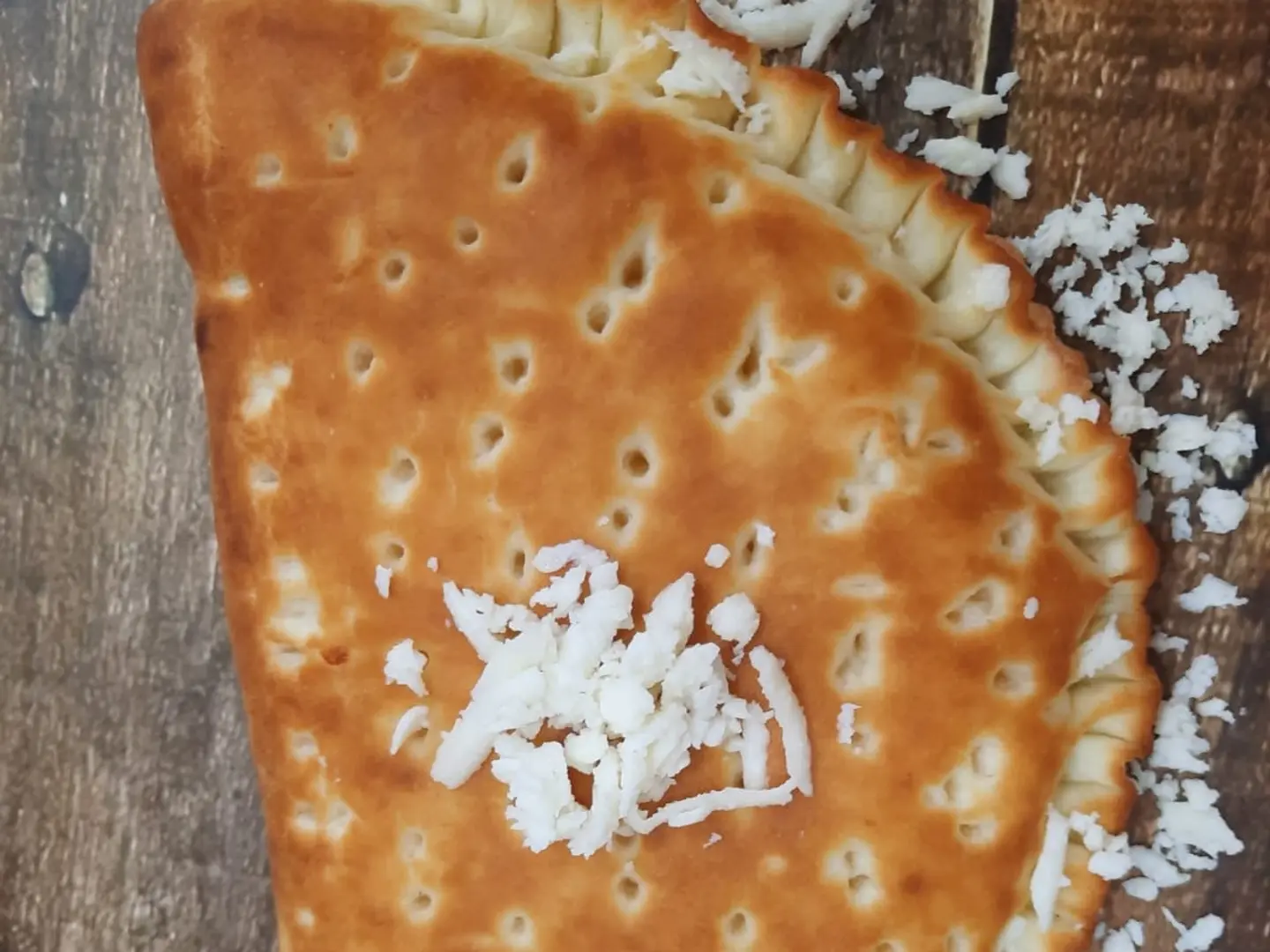 جبنه شيدر وموزاريلا