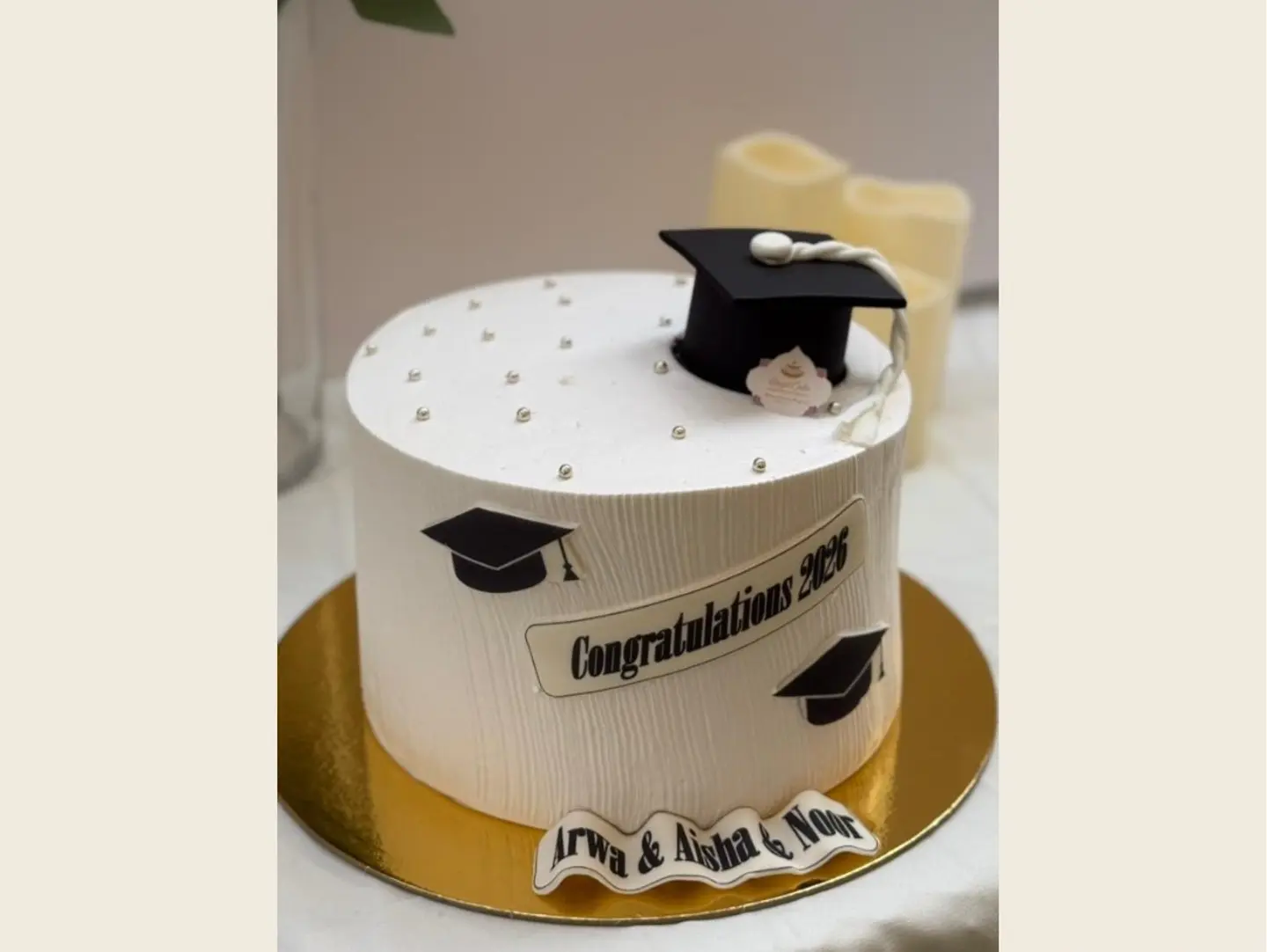 كيكة التخرج - ٨ انش