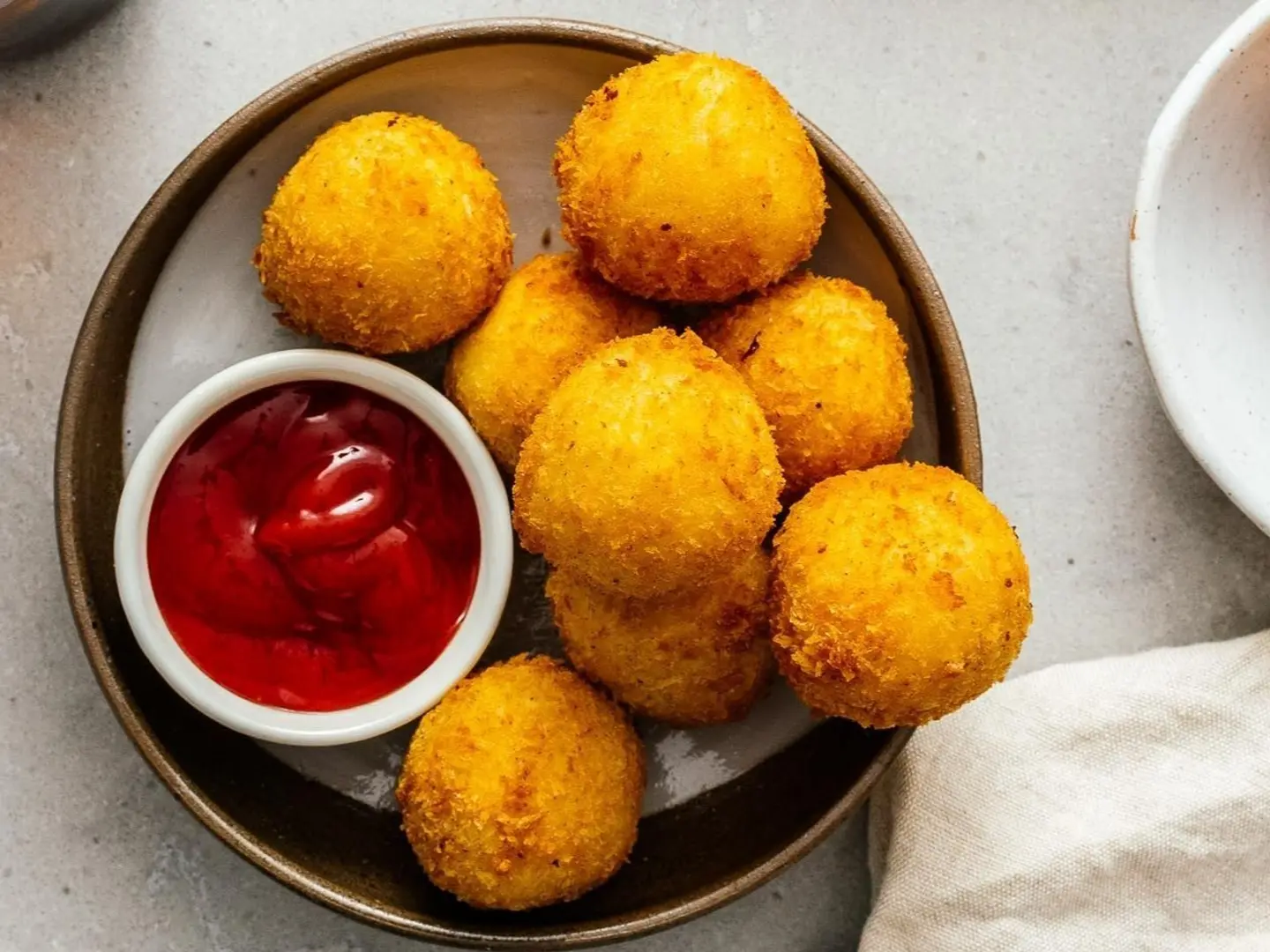 كرات اللذاة ( بطاطس )