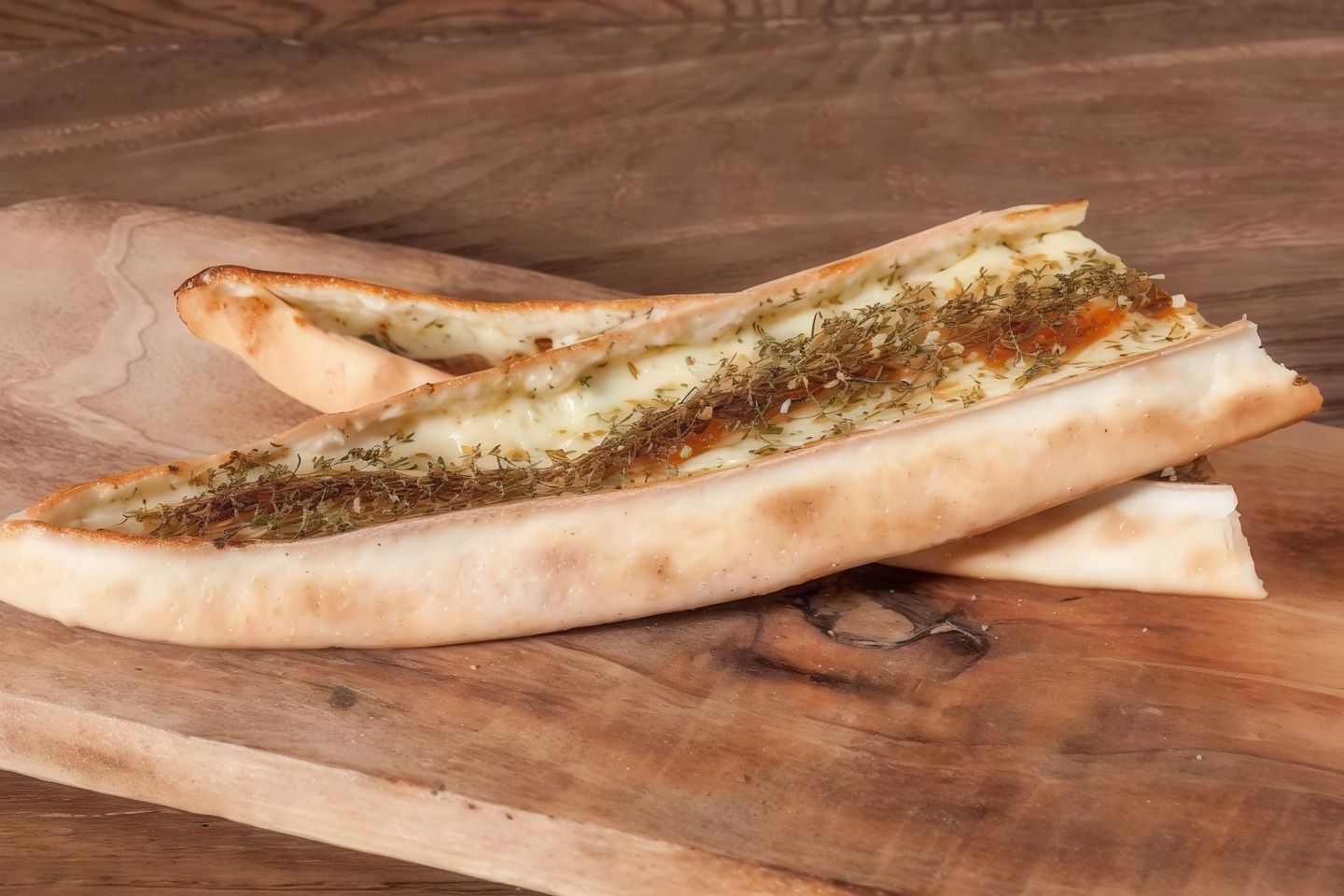 جبنة عكاوي وزعتر