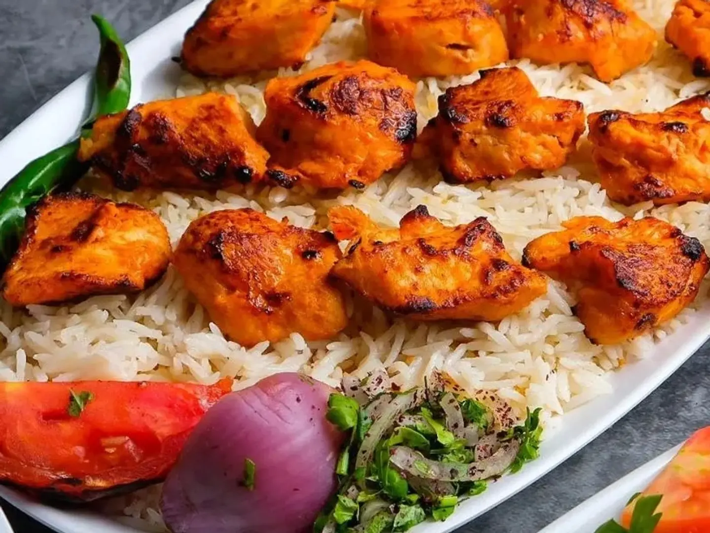 نفر اوصال سمك مع رز