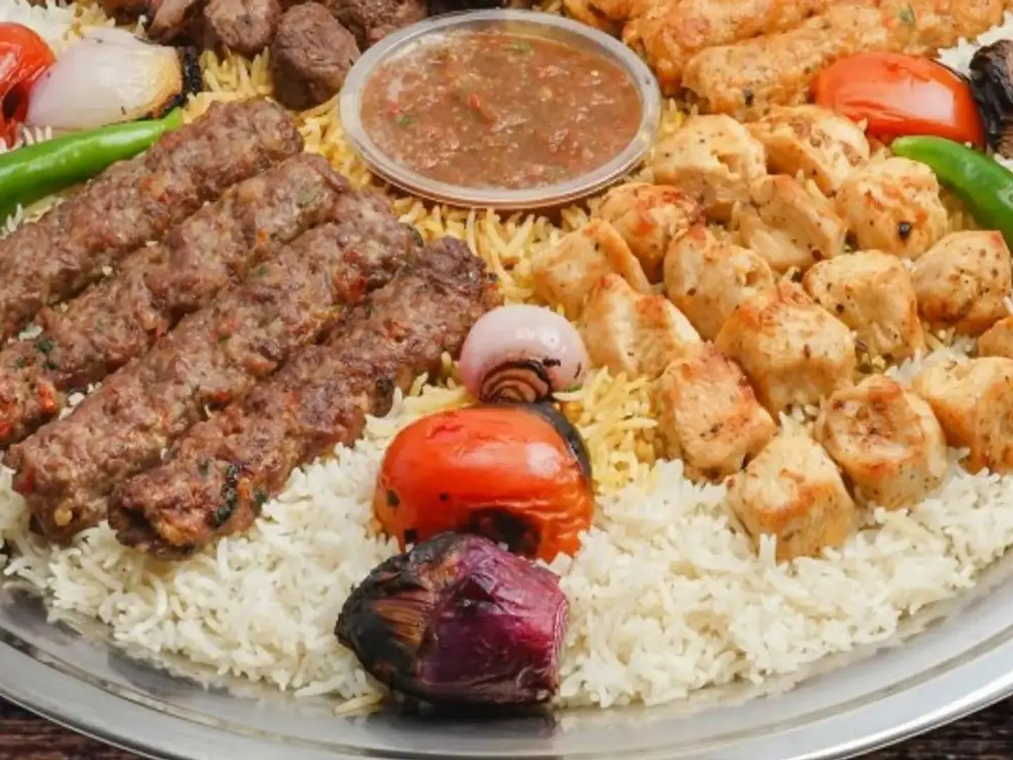 مشاوي مشكل مع رز كبير