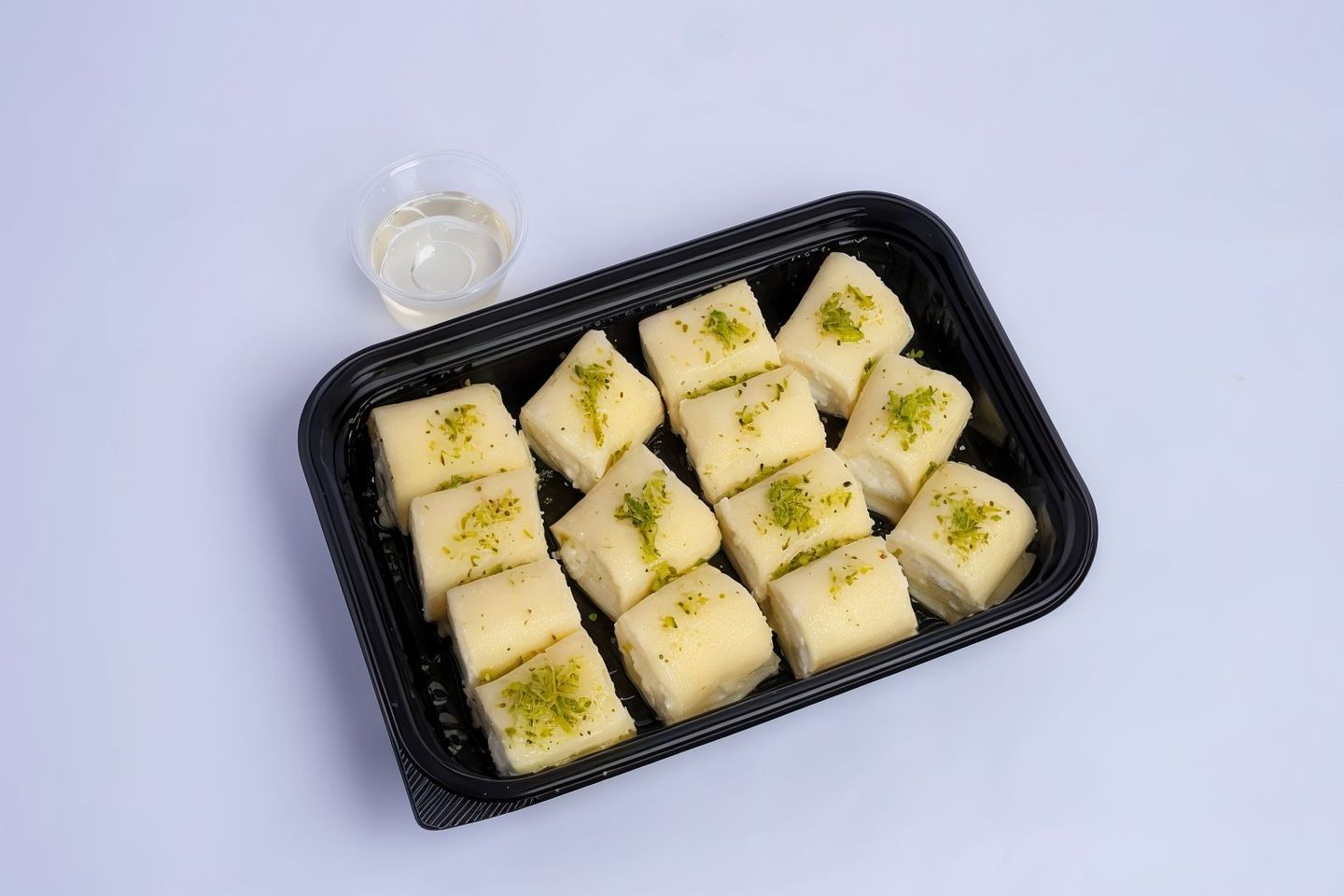 حلاوة الجبن وسط
