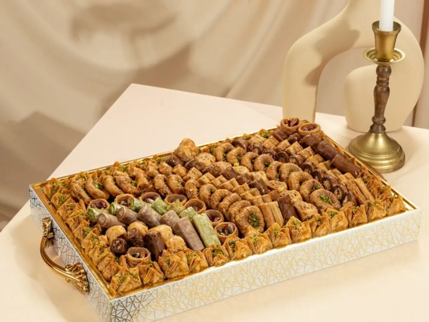 برواز بقلاوه كبير