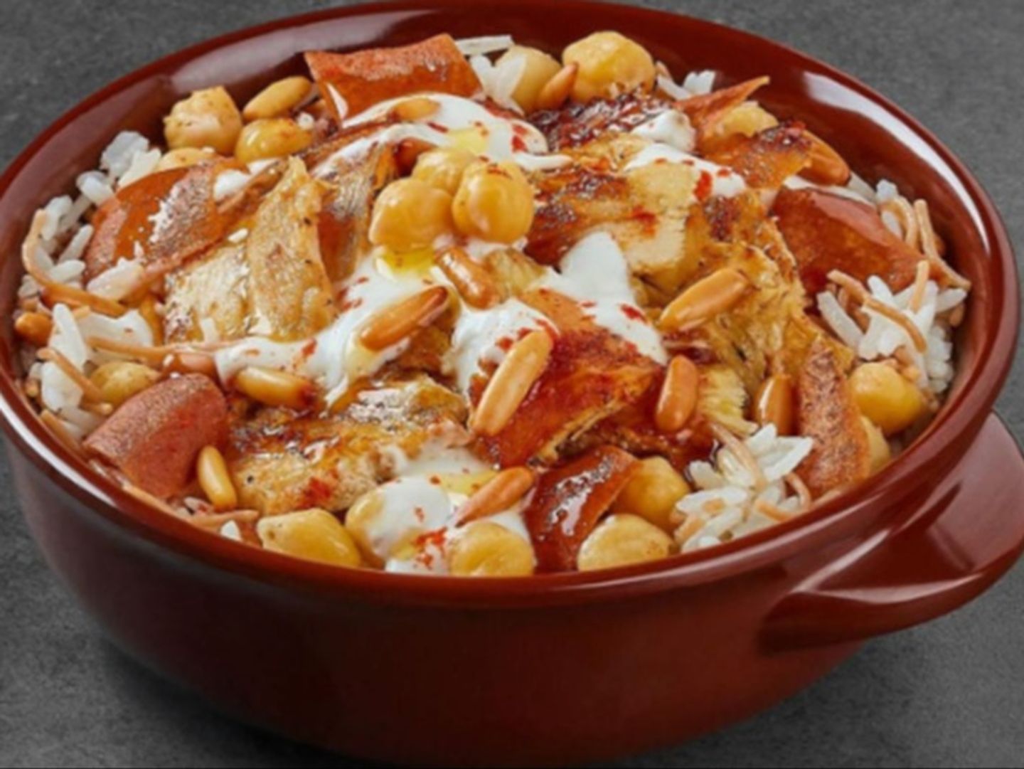 فتة دجاج طاووق