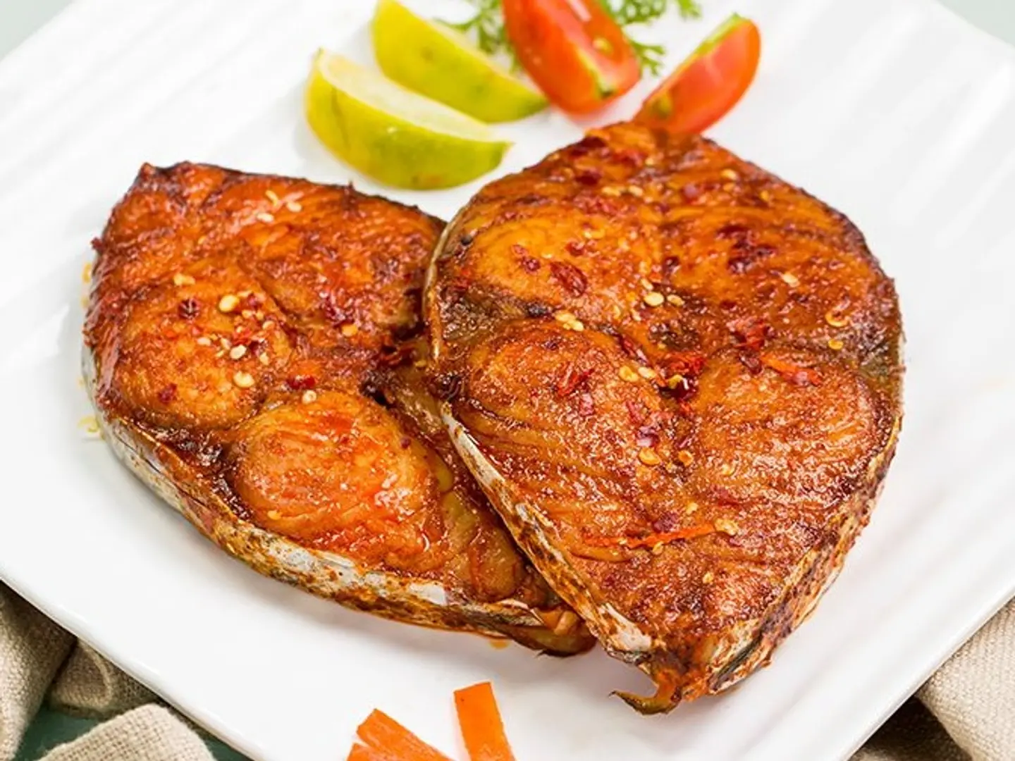 وجبة سمك كنعد مشوي