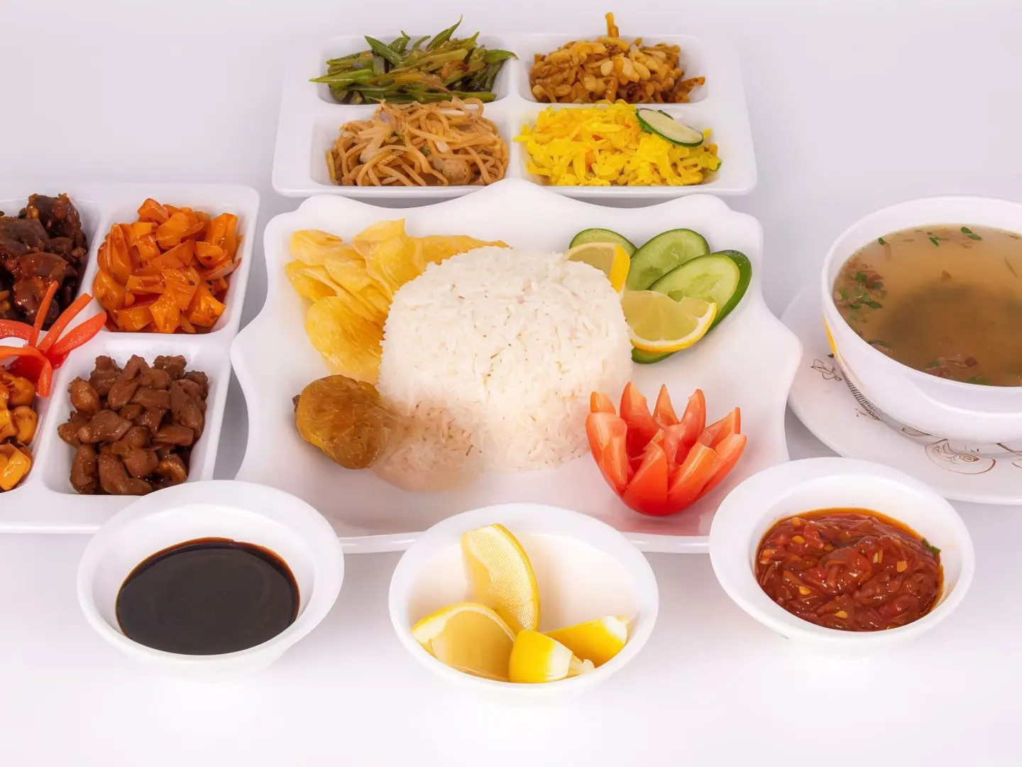 أرز مشكل بالدجاج واللحم