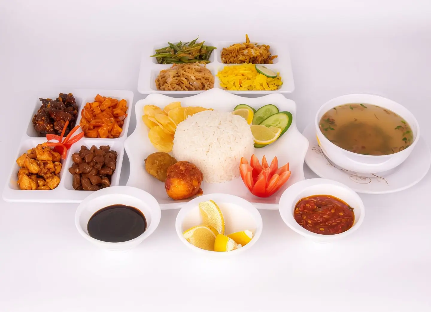 وجبة أرز مشكل بالدجاج