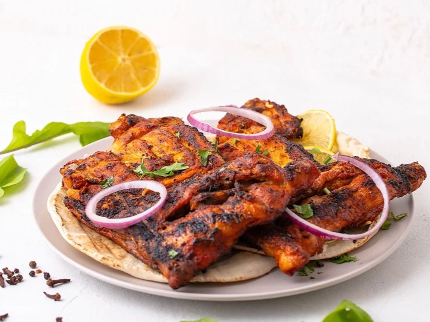 نص دجاج على الفحم سادة