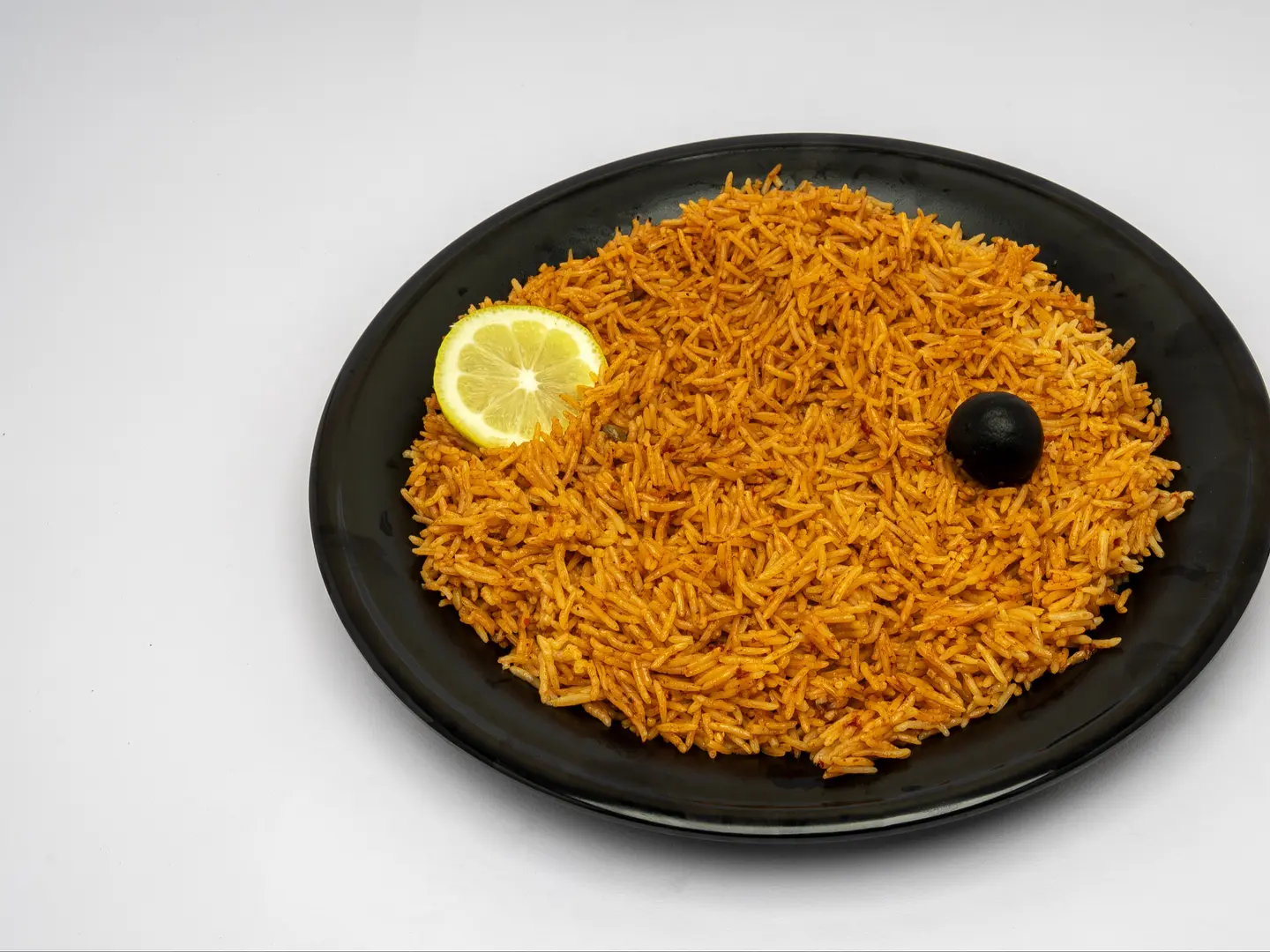 ارز مضغوط احمر سادة